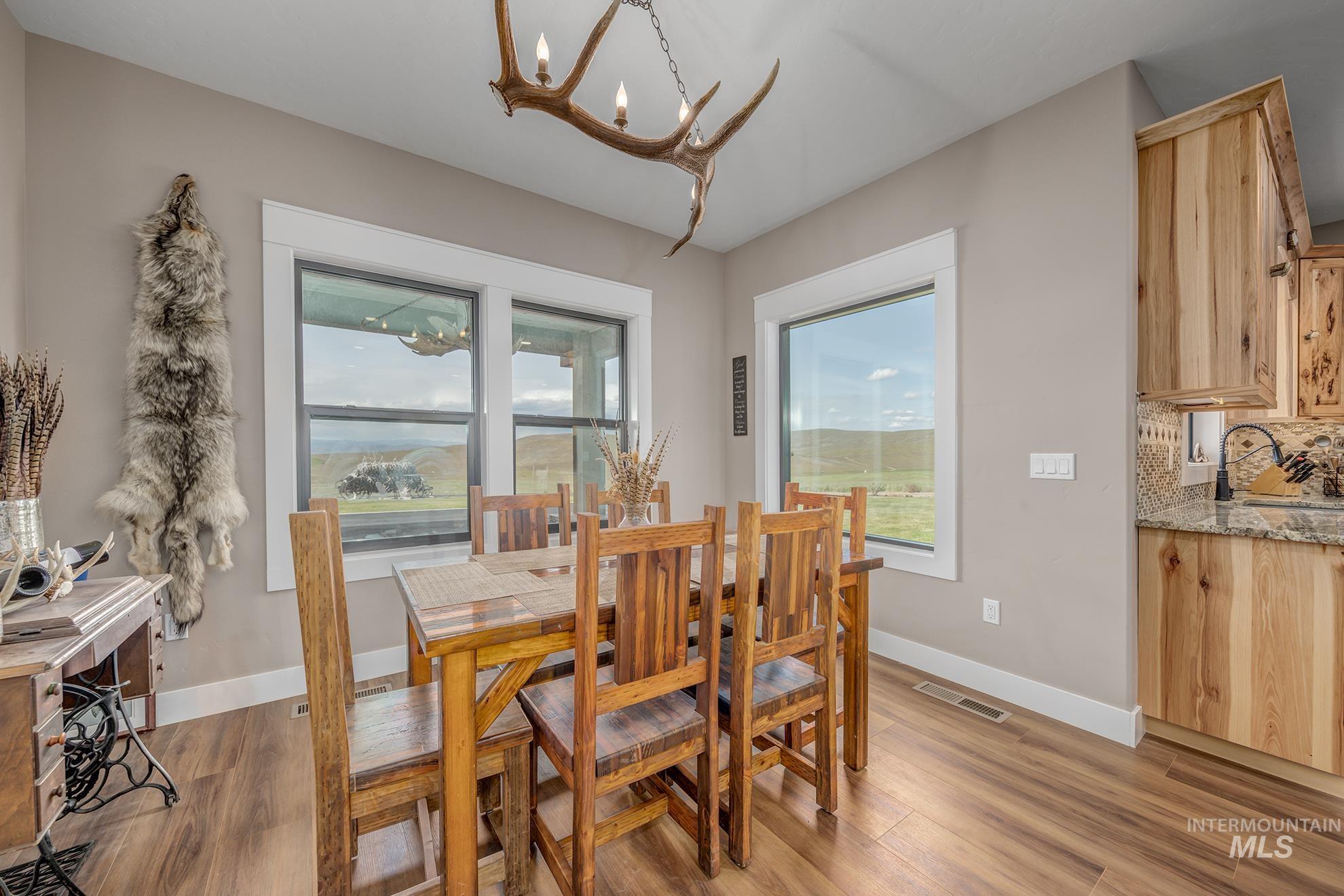 10228 Payette Heights Rd., Payette, Idaho 83661, 3 Bedrooms, 2 Bathrooms, Residential For Sale, Price $1,750,000,MLS 98984390