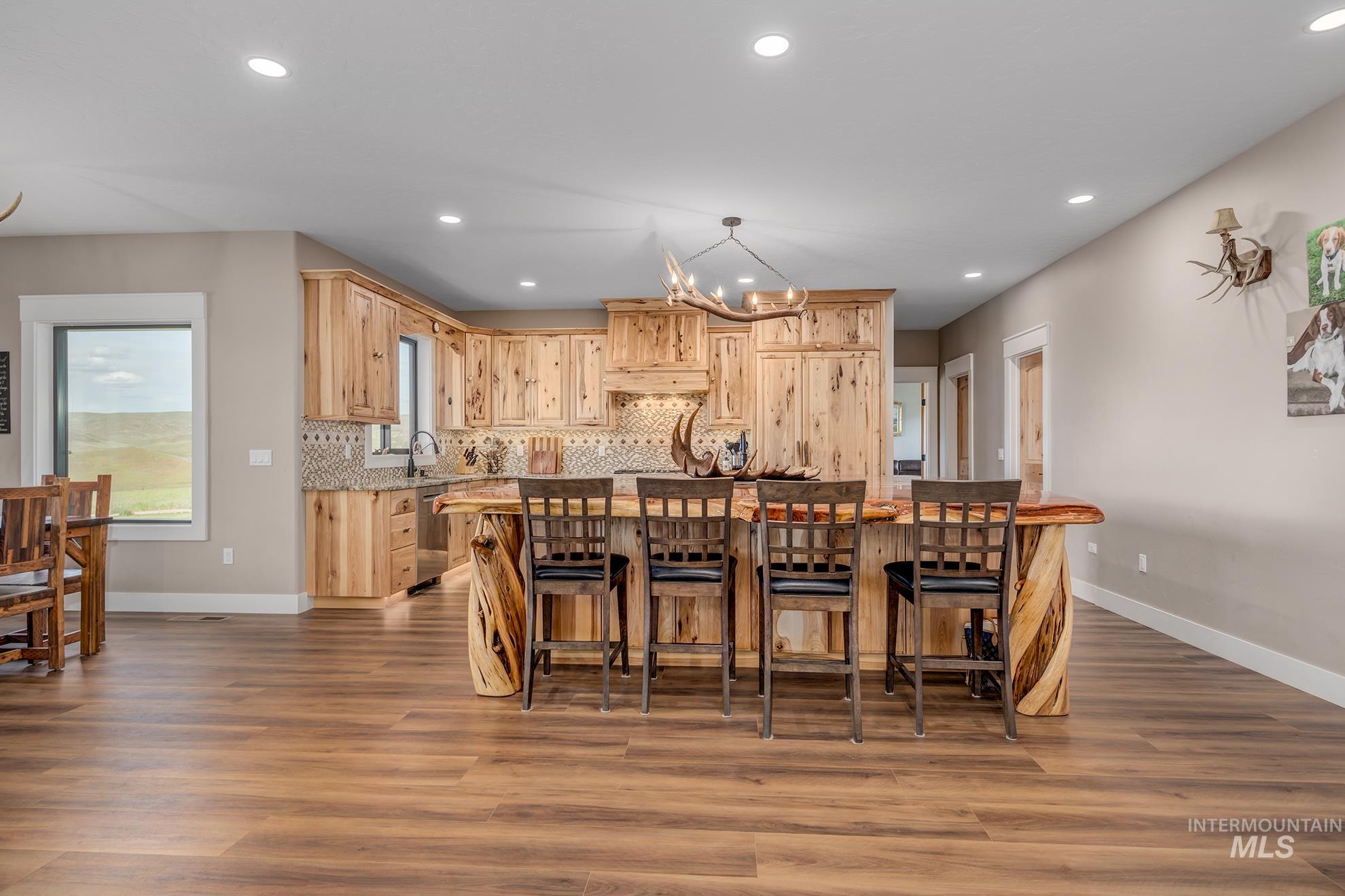 10228 Payette Heights Rd., Payette, Idaho 83661, 3 Bedrooms, 2 Bathrooms, Residential For Sale, Price $1,750,000,MLS 98984390