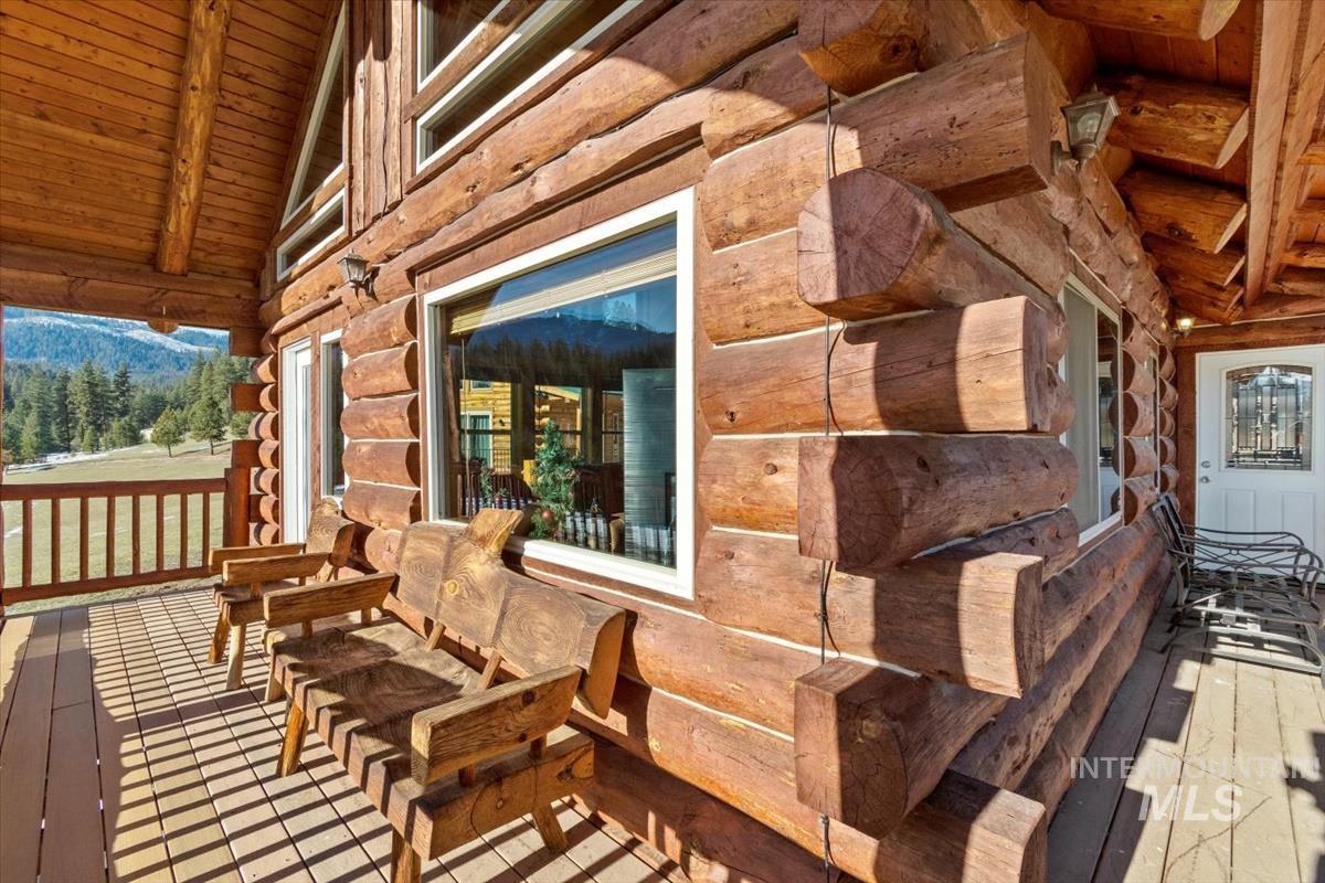 7 Terrace Drive, Garden Valley, Idaho 83622-0000, 3 Bedrooms, 3 Bathrooms, Residential For Sale, Price $590,000,MLS 98984393
