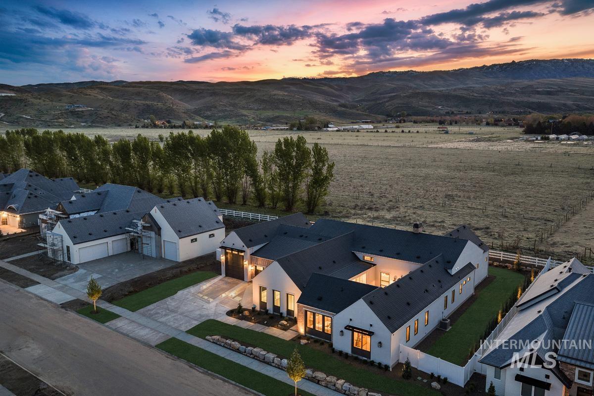 14088 N Hornbill Way, Boise, Idaho 83714, 4 Bedrooms, 4.5 Bathrooms, Residential For Sale, Price $2,899,000,MLS 98984394