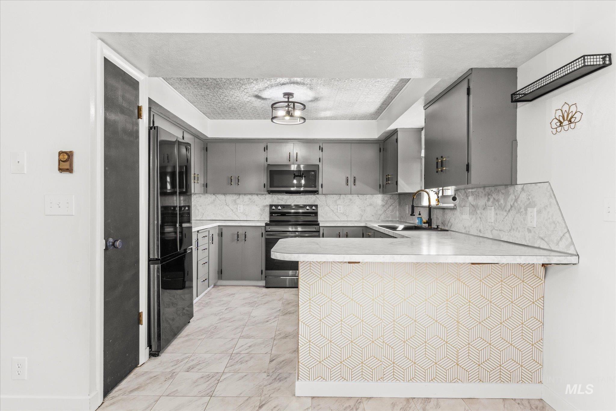 4900 Whitley Dr, Fruitland, Idaho 83619, 3 Bedrooms, 2 Bathrooms, Residential For Sale, Price $489,000, 98984396