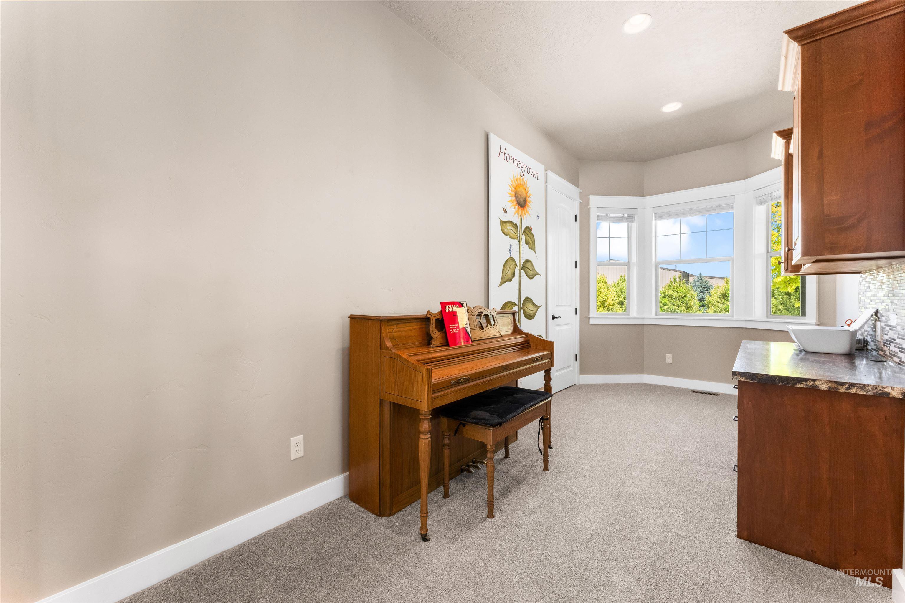 8020 Upland Drive, Nampa, Idaho 83686, 6 Bedrooms, 3.5 Bathrooms, Residential For Sale, Price $1,175,000, 98984398