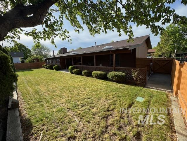 432 Meadows Lane, Twin Falls, Idaho 83301, 5 Bedrooms, 3 Bathrooms, Residential For Sale, Price $415,000,MLS 98984399