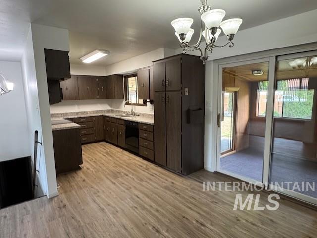 432 Meadows Lane, Twin Falls, Idaho 83301, 5 Bedrooms, 3 Bathrooms, Residential For Sale, Price $415,000,MLS 98984399
