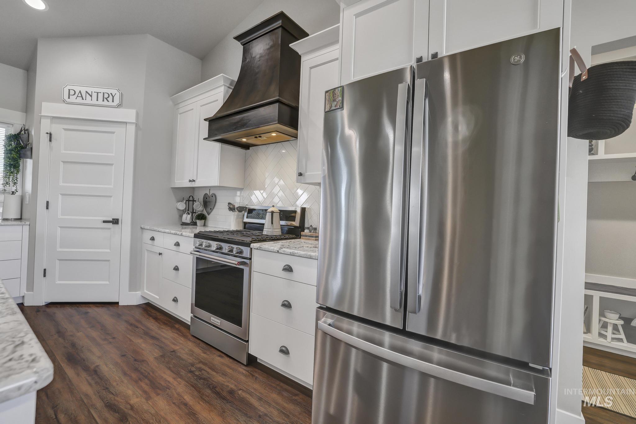 3103 N 3395 E, Kimberly, Idaho 83341, 4 Bedrooms, 2 Bathrooms, Residential For Sale, Price $750,000, 98984409