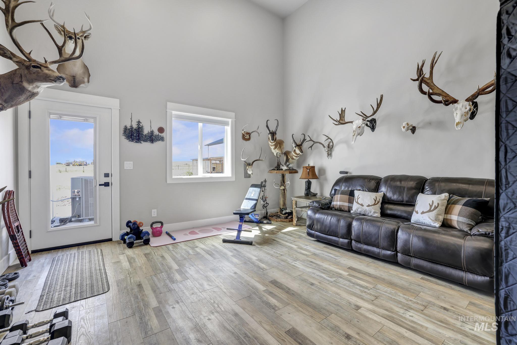 3103 N 3395 E, Kimberly, Idaho 83341, 4 Bedrooms, 2 Bathrooms, Residential For Sale, Price $750,000, 98984409