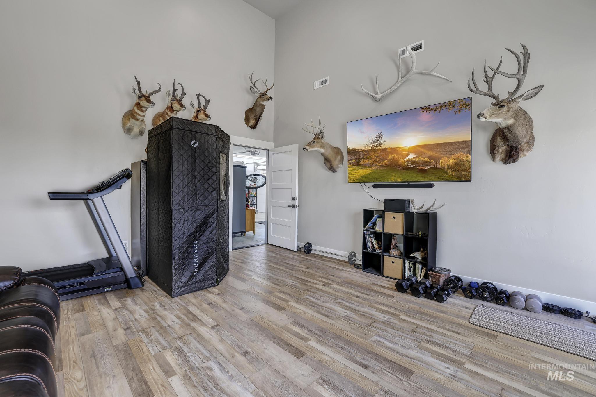 3103 N 3395 E, Kimberly, Idaho 83341, 4 Bedrooms, 2 Bathrooms, Residential For Sale, Price $750,000, 98984409