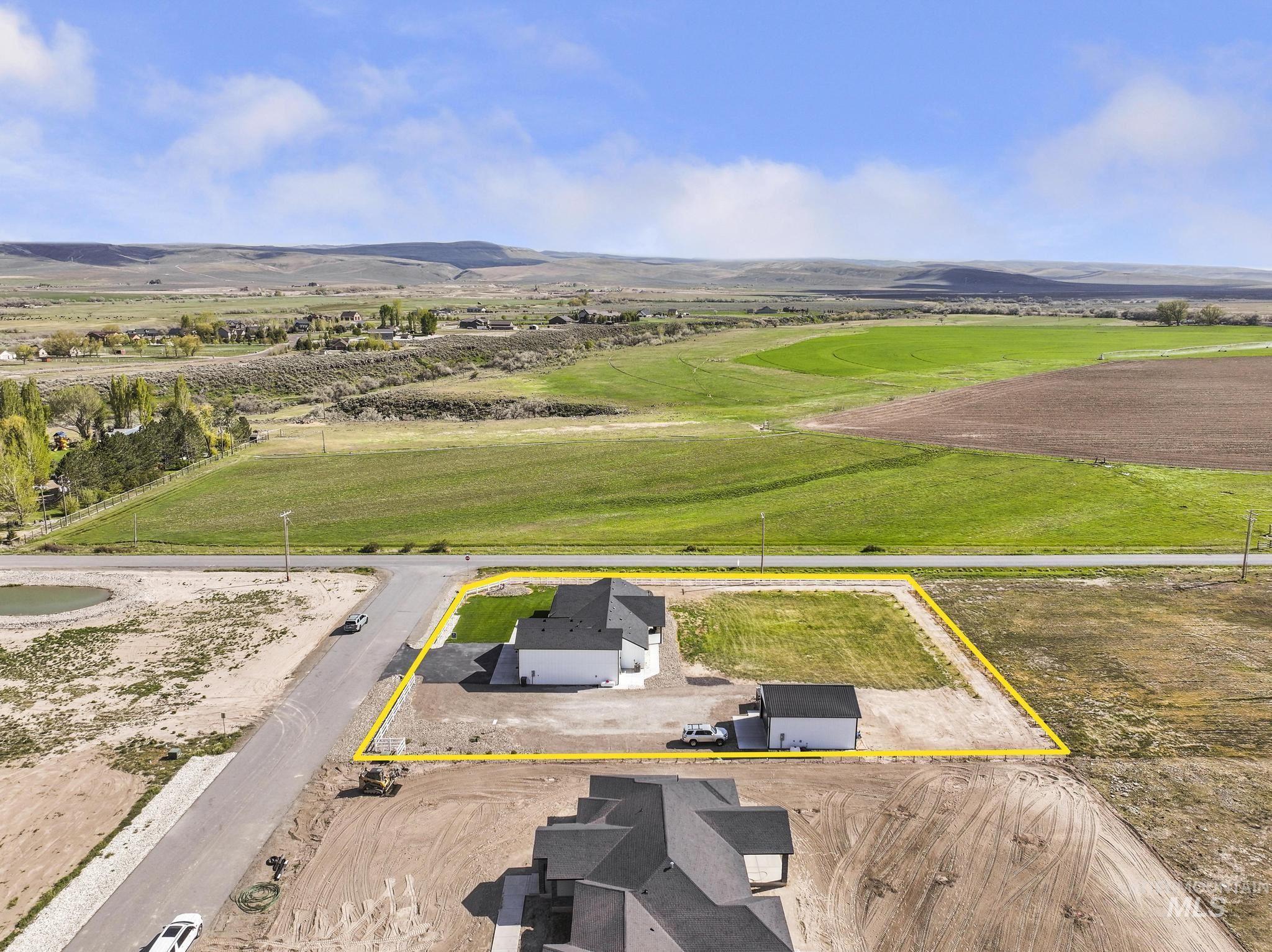 3103 N 3395 E, Kimberly, Idaho 83341, 4 Bedrooms, 2 Bathrooms, Residential For Sale, Price $750,000, 98984409