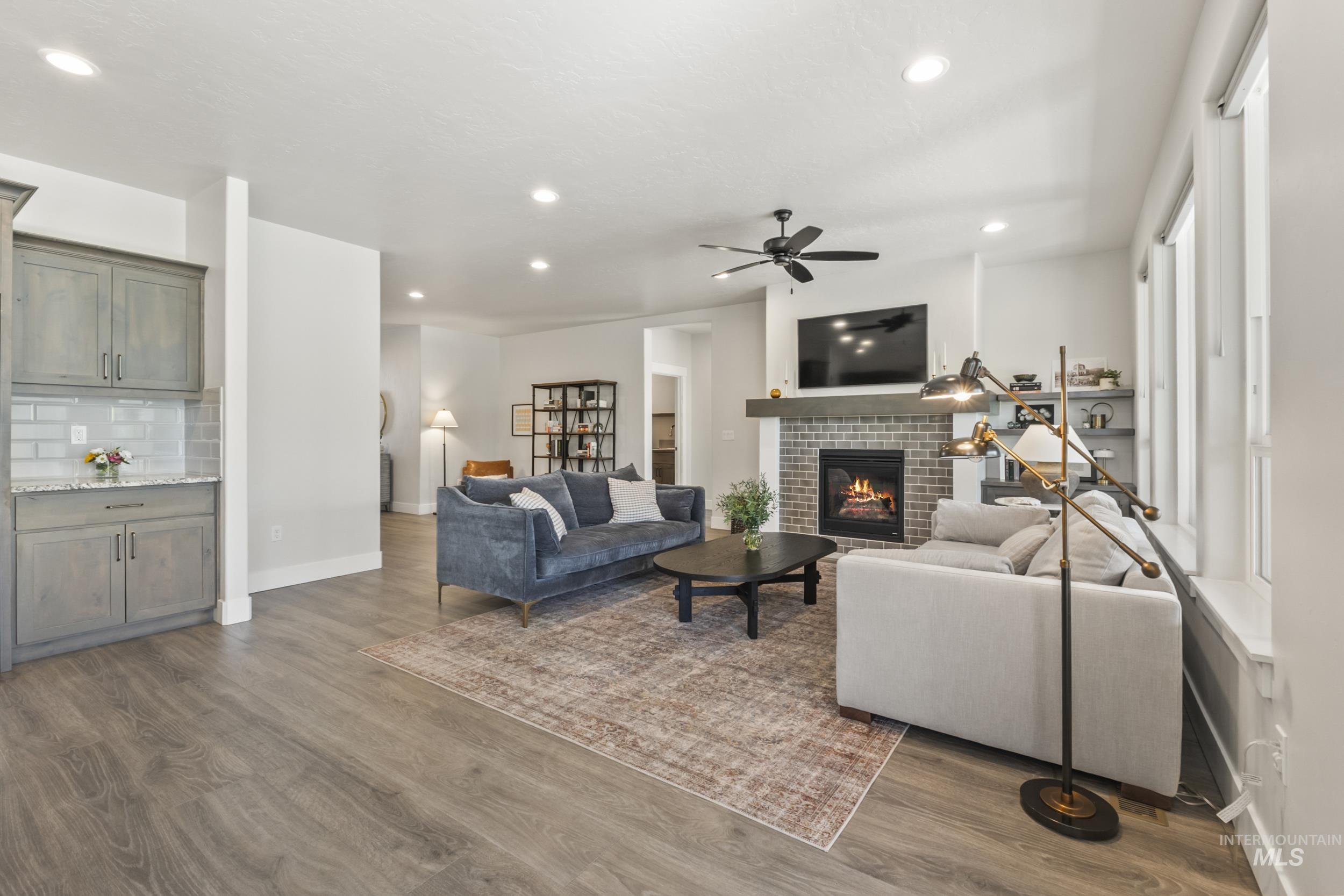 2935 E Renwick Ct., Meridian, Idaho 83642, 3 Bedrooms, 2.5 Bathrooms, Residential For Sale, Price $735,000,MLS 98984410
