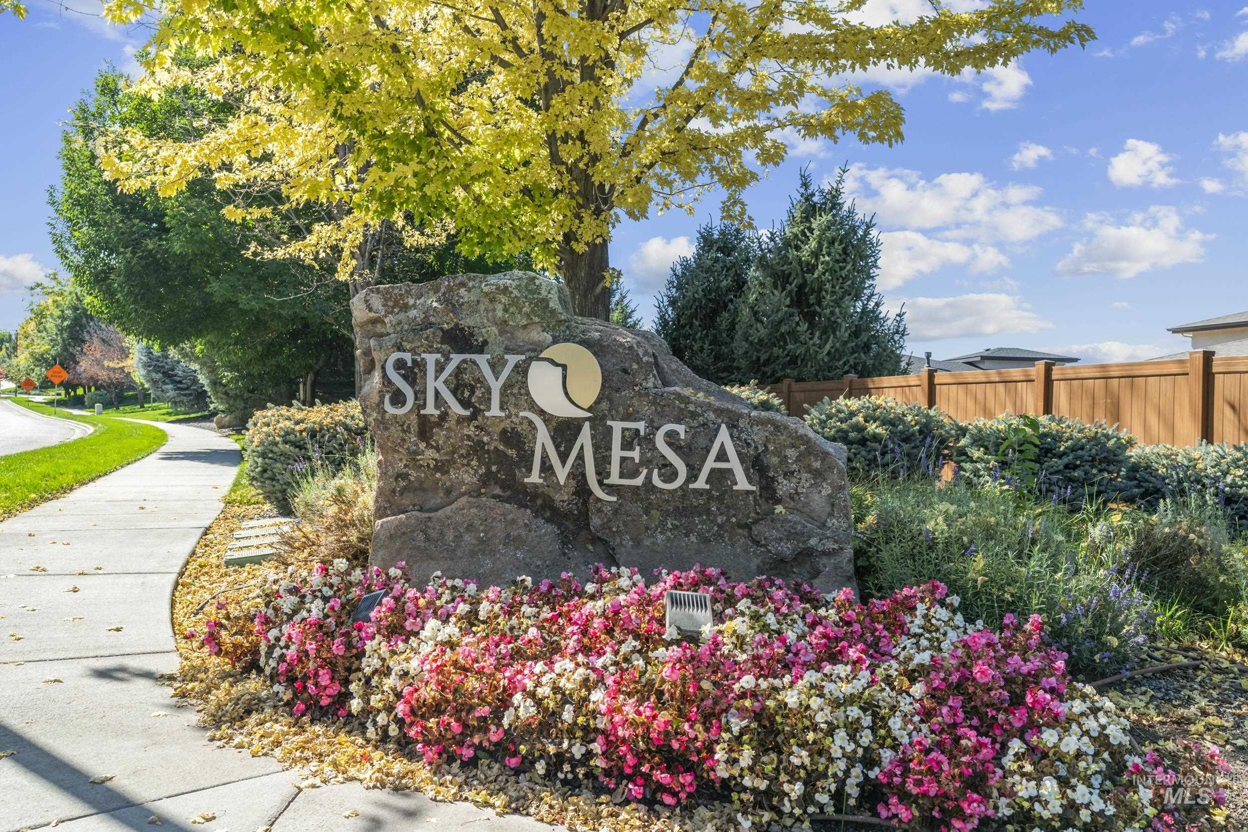 2935 E Renwick Ct., Meridian, Idaho 83642, 3 Bedrooms, 2.5 Bathrooms, Residential For Sale, Price $735,000,MLS 98984410