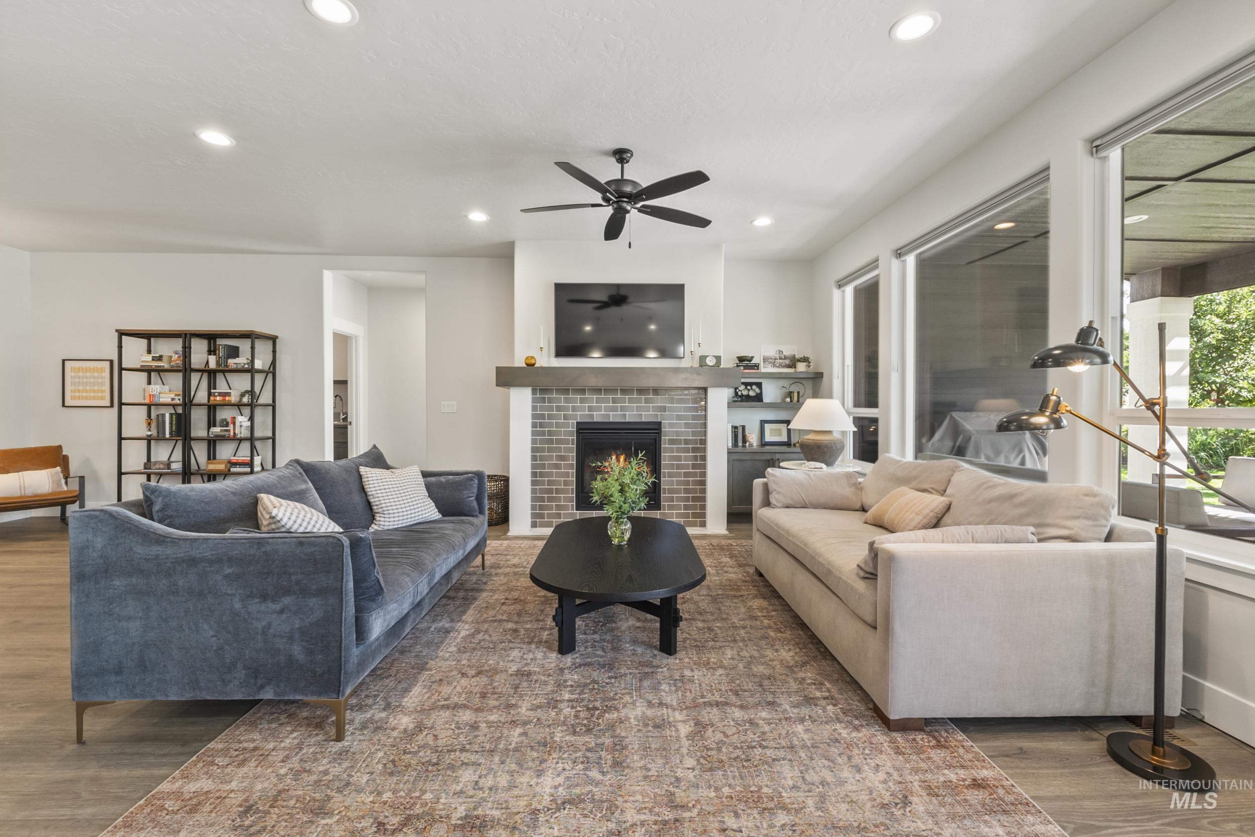 2935 E Renwick Ct., Meridian, Idaho 83642, 3 Bedrooms, 2.5 Bathrooms, Residential For Sale, Price $735,000,MLS 98984410