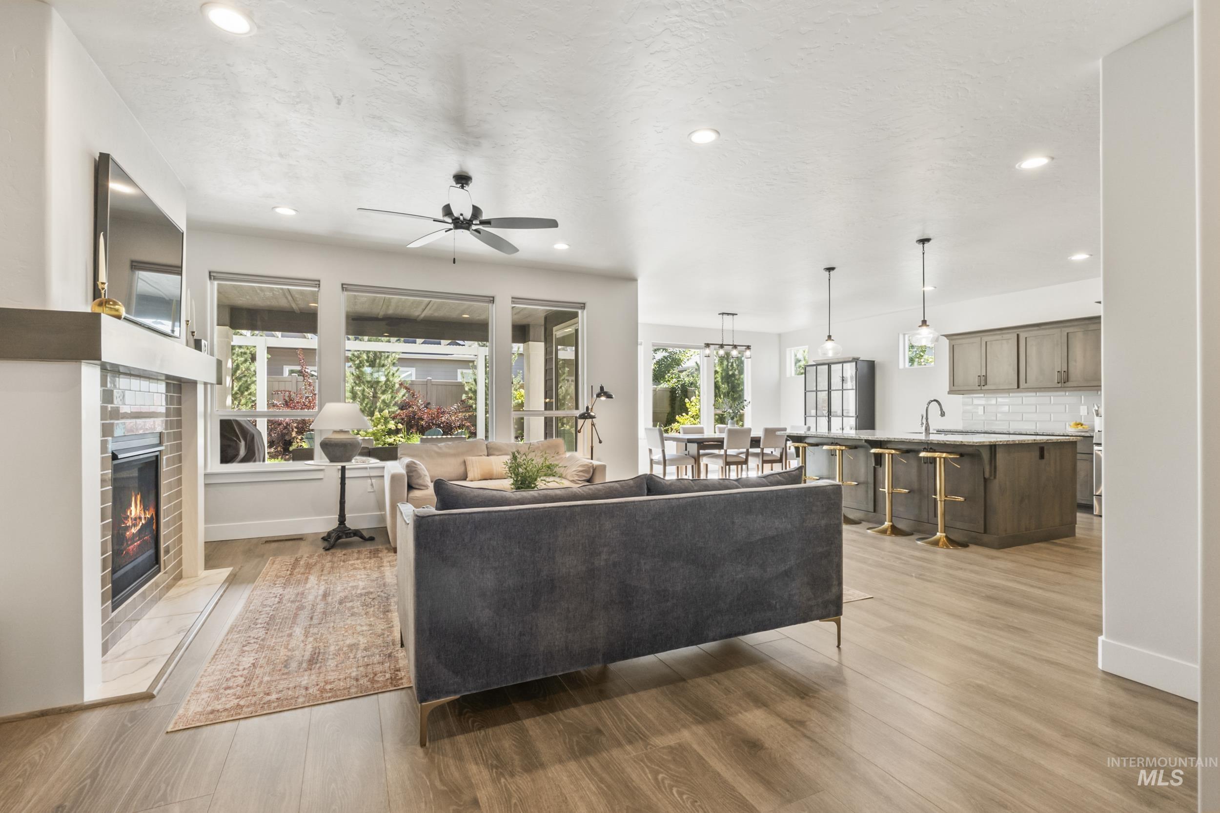 2935 E Renwick Ct., Meridian, Idaho 83642, 3 Bedrooms, 2.5 Bathrooms, Residential For Sale, Price $735,000,MLS 98984410