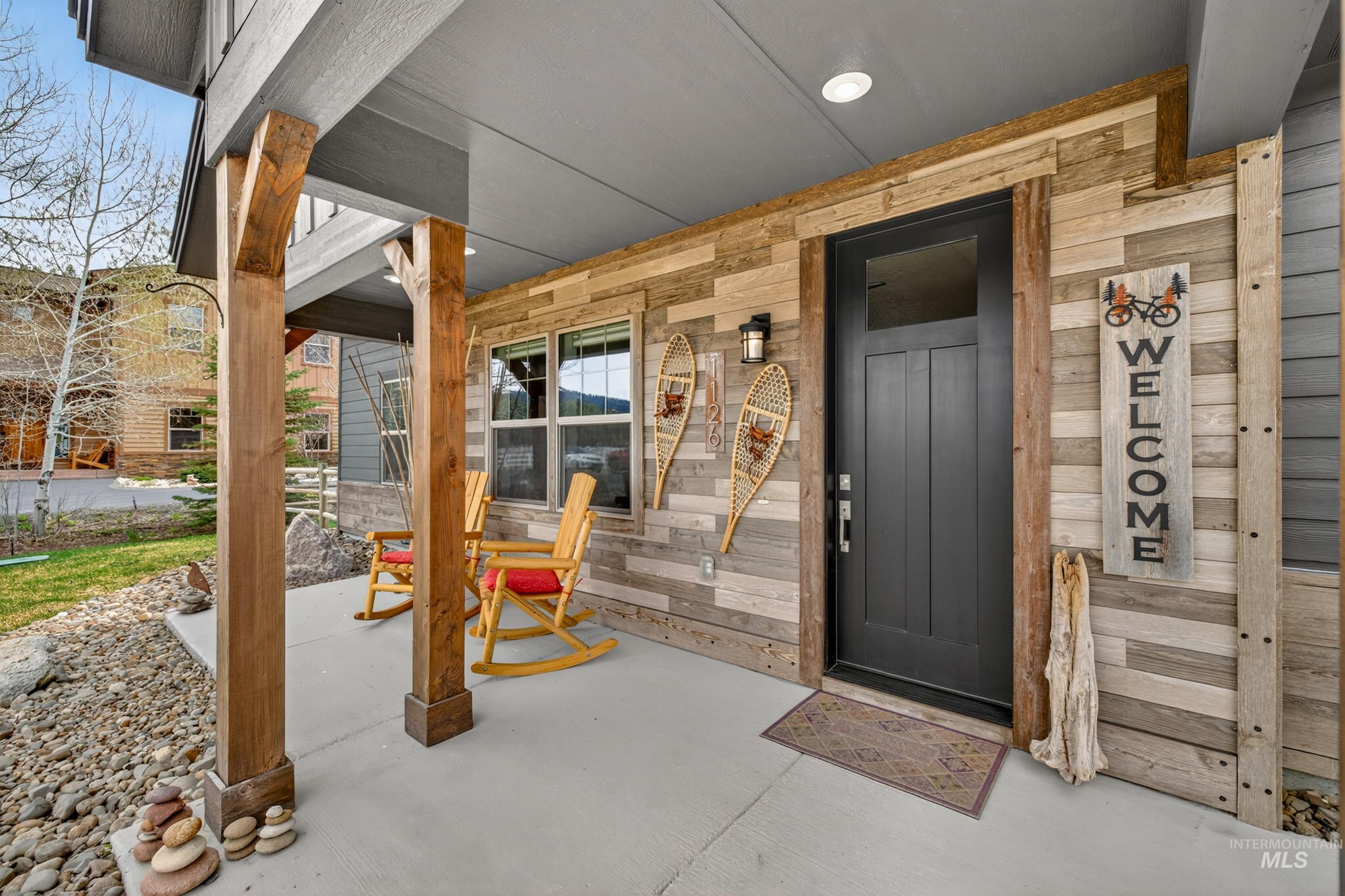 1126 Mo's Way, McCall, Idaho 83638, 3 Bedrooms, 2 Bathrooms, Residential For Sale, Price $879,500,MLS 98984412