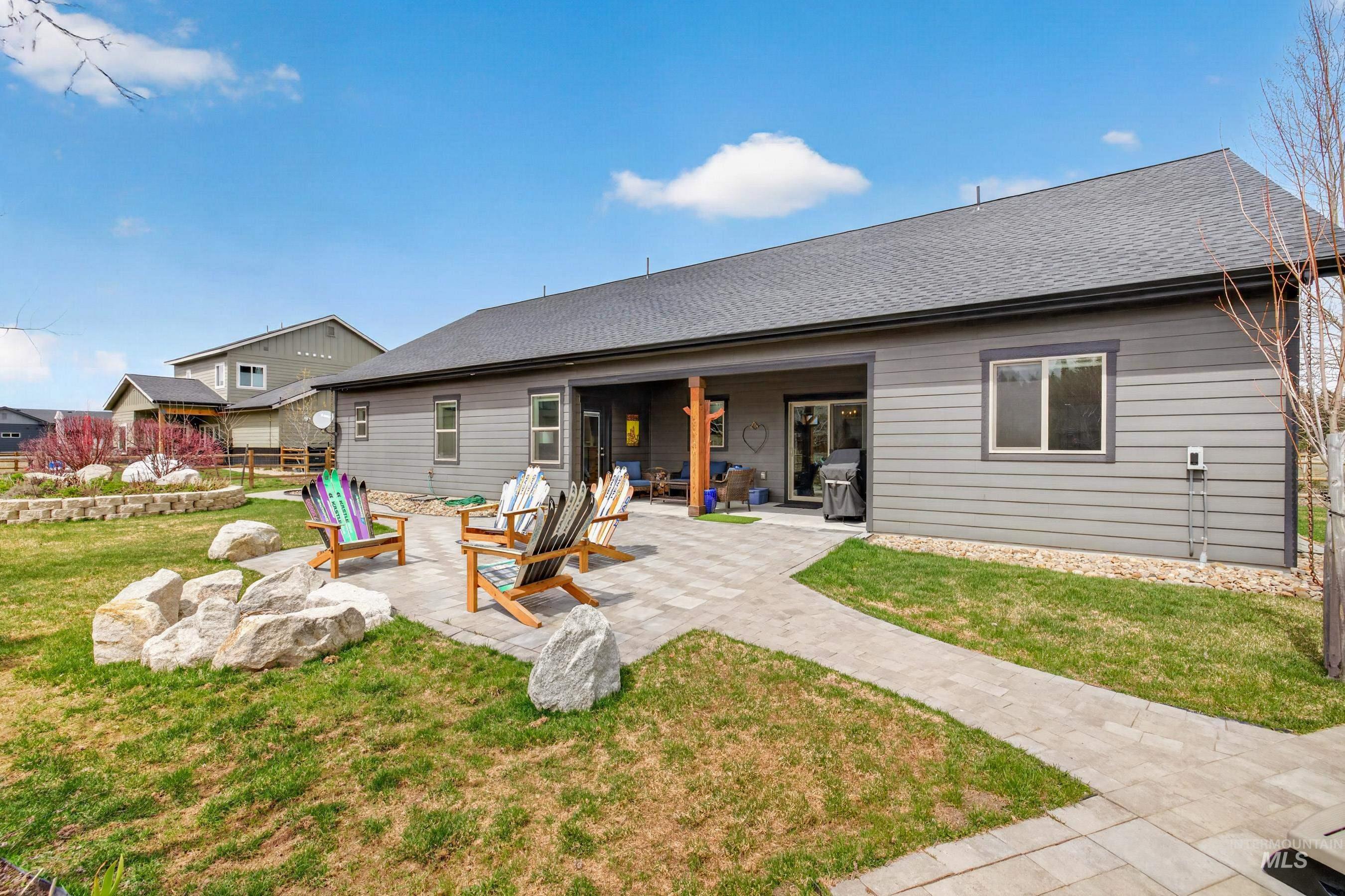 1126 Mo's Way, McCall, Idaho 83638, 3 Bedrooms, 2 Bathrooms, Residential For Sale, Price $879,500,MLS 98984412