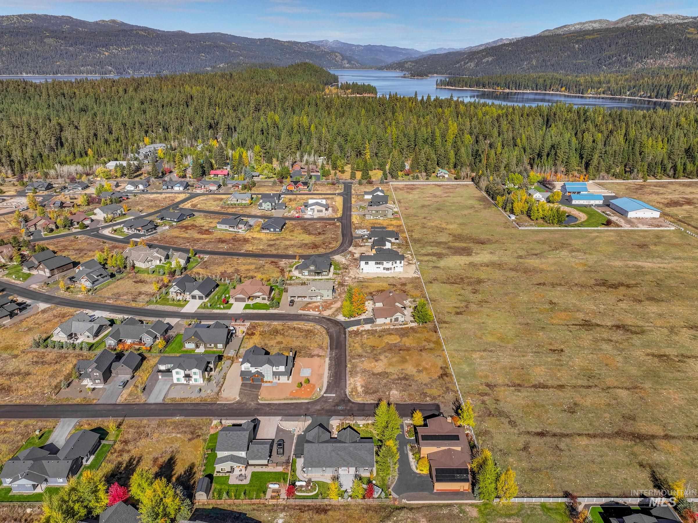 1126 Mo's Way, McCall, Idaho 83638, 3 Bedrooms, 2 Bathrooms, Residential For Sale, Price $879,500,MLS 98984412
