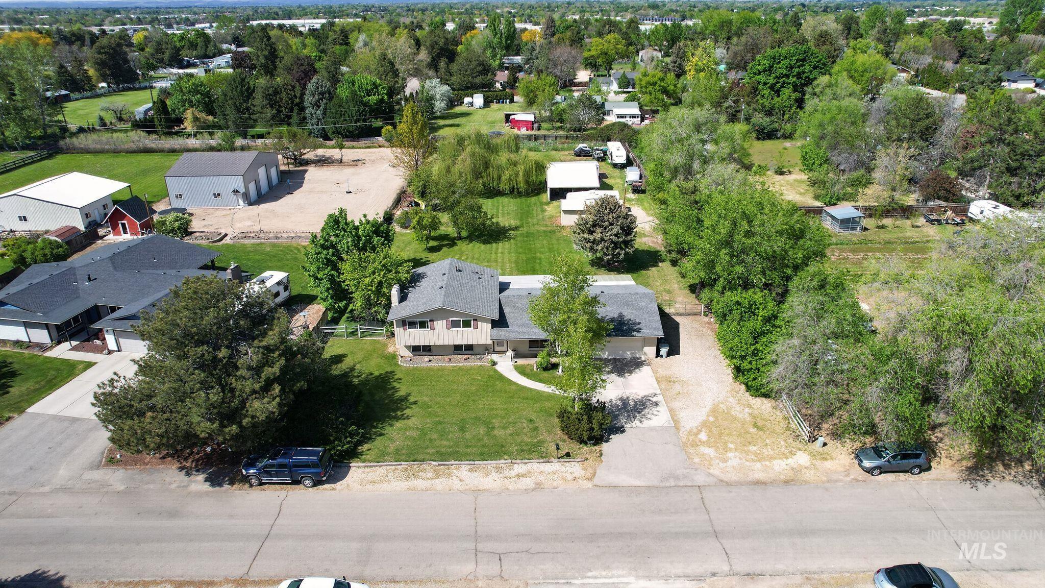 10100 W Saranac Dr, Boise, Idaho 83709, 4 Bedrooms, 3 Bathrooms, Residential For Sale, Price $799,000, 98984413