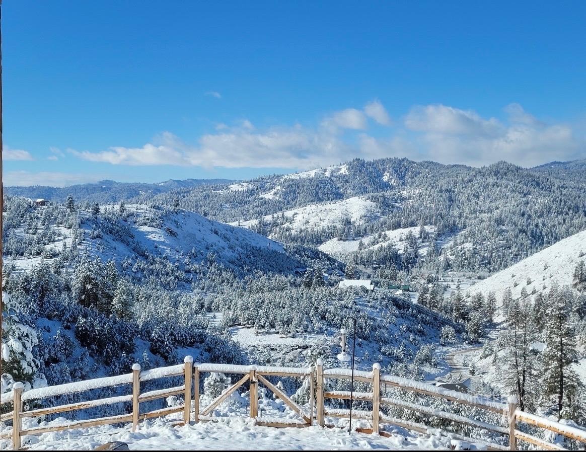 85 Trails End Way, Boise, Idaho 83716, 3 Bedrooms, 3 Bathrooms, Residential For Sale, Price $920,000, 98984414