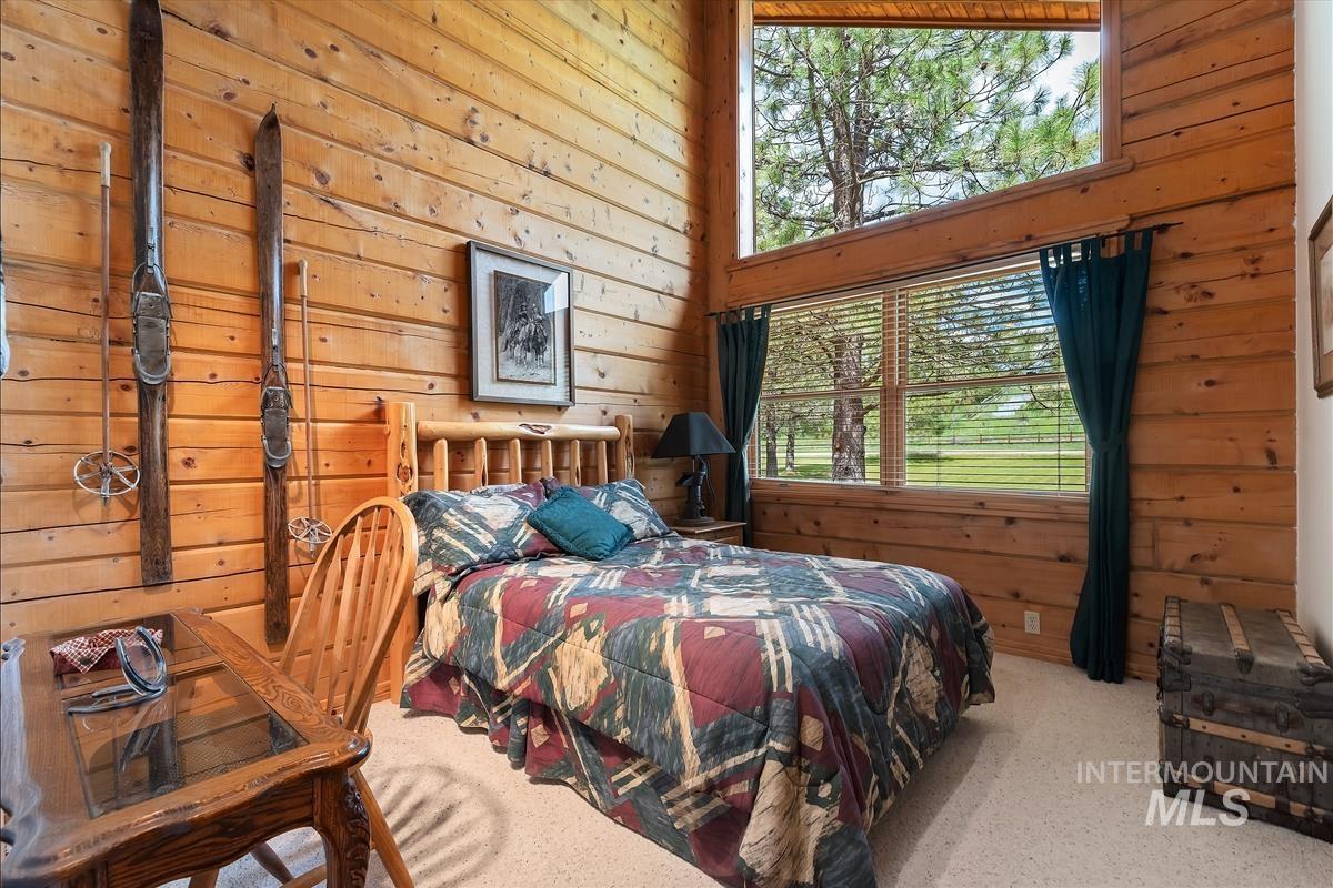 29 River Rd, Garden Valley, Idaho 83622, 3 Bedrooms, 2 Bathrooms, Residential For Sale, Price $1,200,000, 98984416