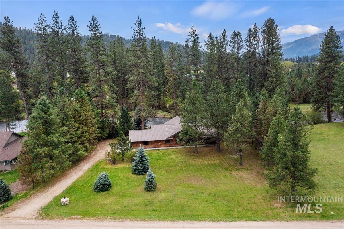 29 River Rd, Garden Valley, Idaho 83622, 3 Bedrooms, 2 Bathrooms, Residential For Sale, Price $1,200,000, 98984416