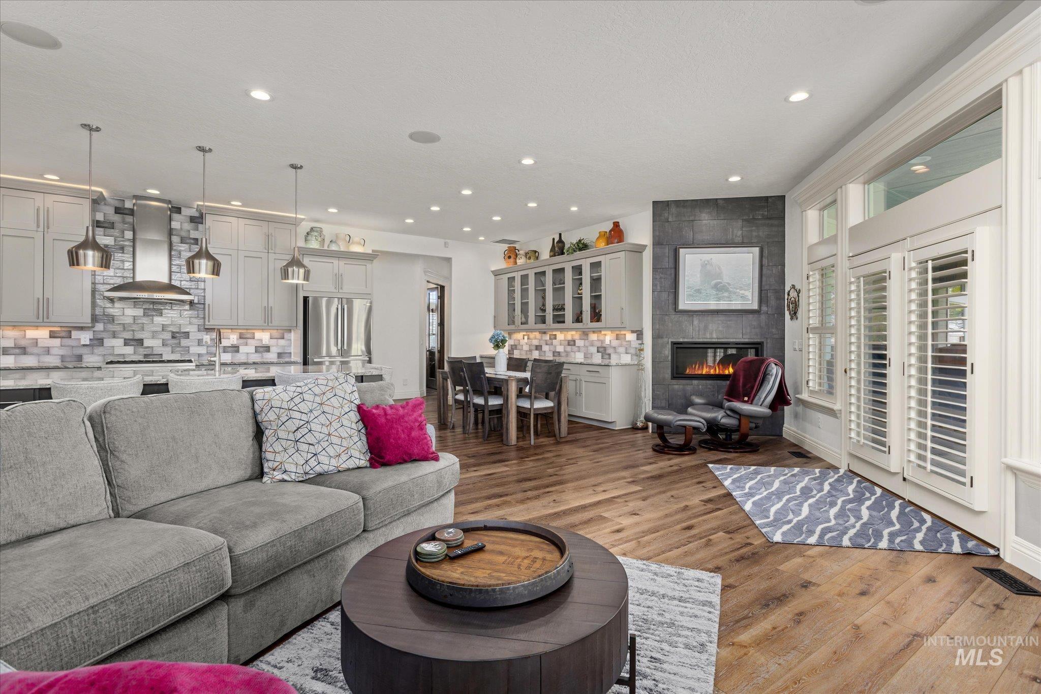 15962 Palshaw Ct, Caldwell, Idaho 83607-8997, 4 Bedrooms, 3 Bathrooms, Residential For Sale, Price $1,295,000, 98984417
