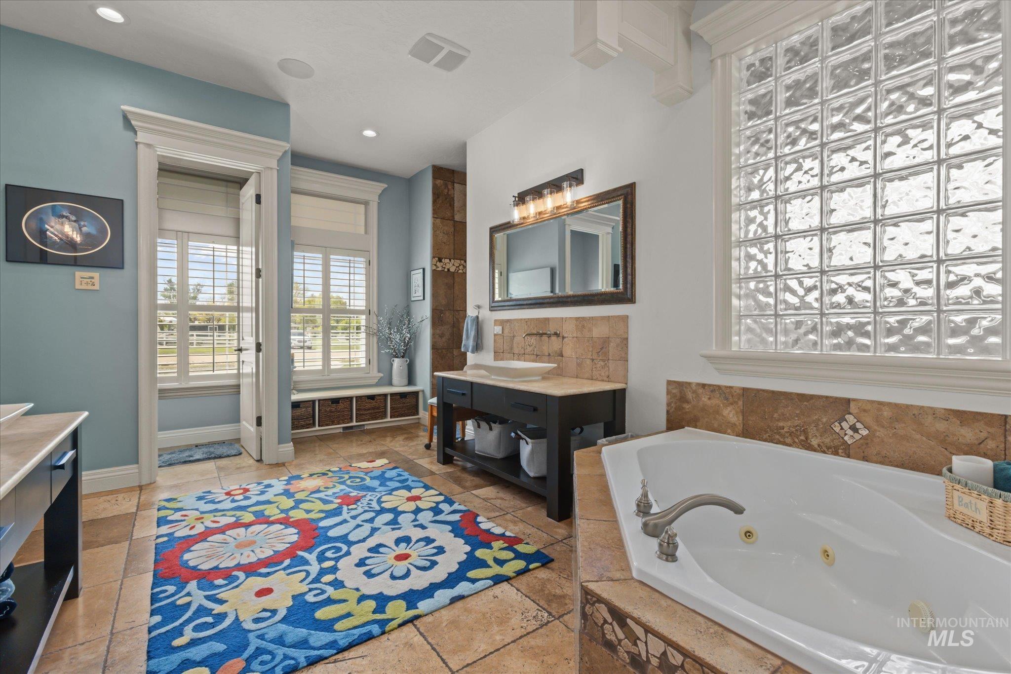 15962 Palshaw Ct, Caldwell, Idaho 83607-8997, 4 Bedrooms, 3 Bathrooms, Residential For Sale, Price $1,295,000, 98984417