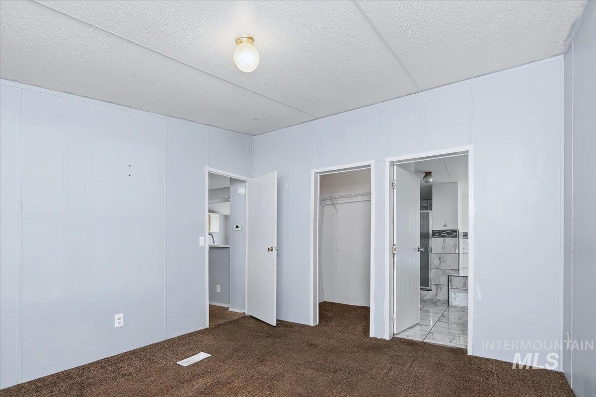4403 High Valley Ave, Nampa, Idaho 83687, 3 Bedrooms, 2 Bathrooms, Residential For Sale, Price $79,900, 98984422