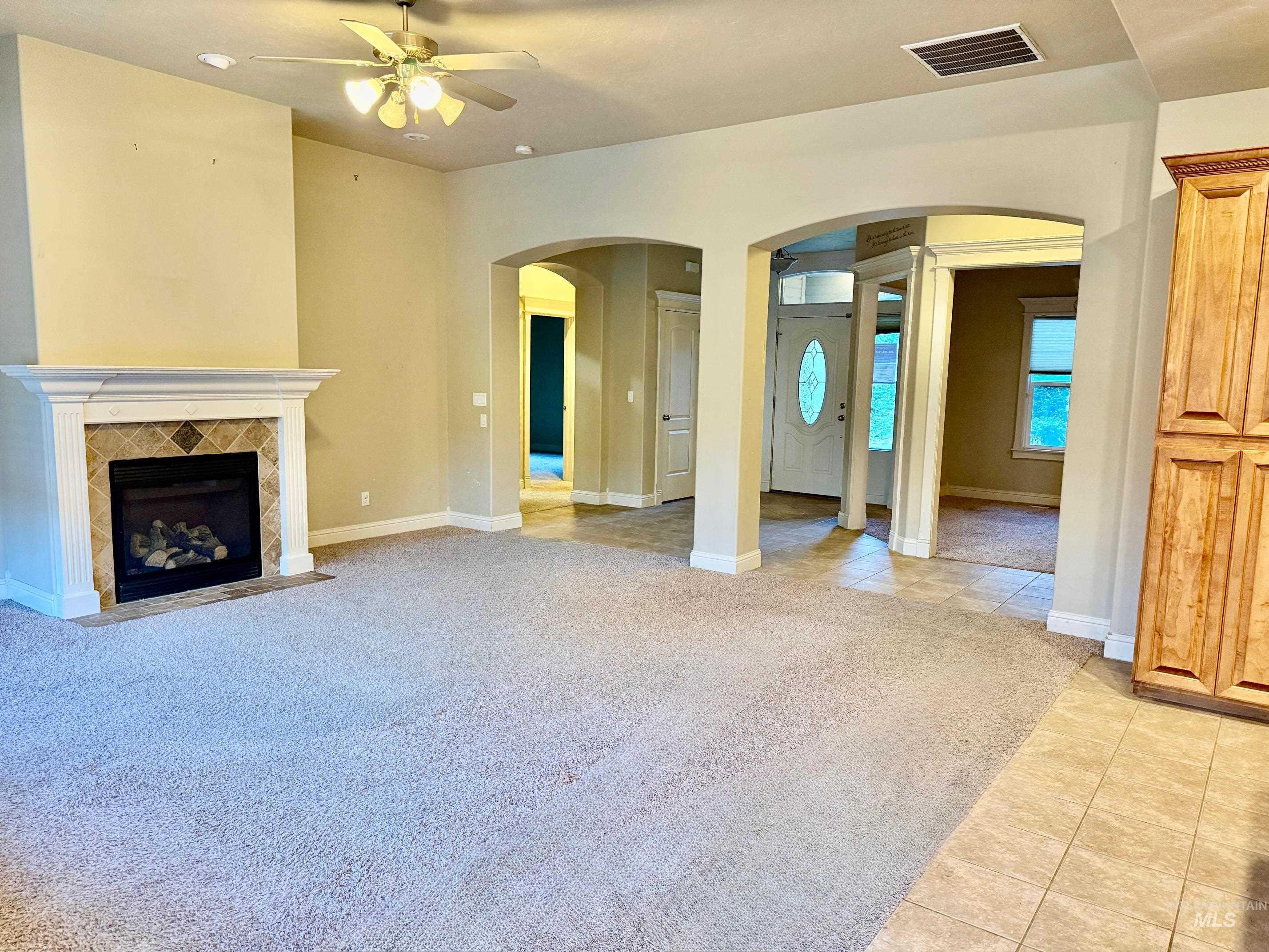2285 W Grand Teton Drive, Meridian, Idaho 83646, 4 Bedrooms, 4 Bathrooms, Residential For Sale, Price $579,900,MLS 98984427