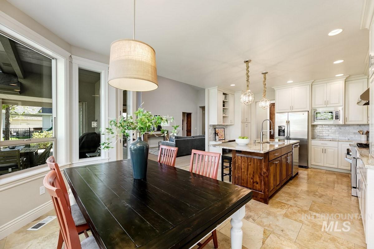 4212 W Pine Meadows Drive, Eagle, Idaho 83616, 5 Bedrooms, 4 Bathrooms, Residential For Sale, Price $1,195,000, 98984430
