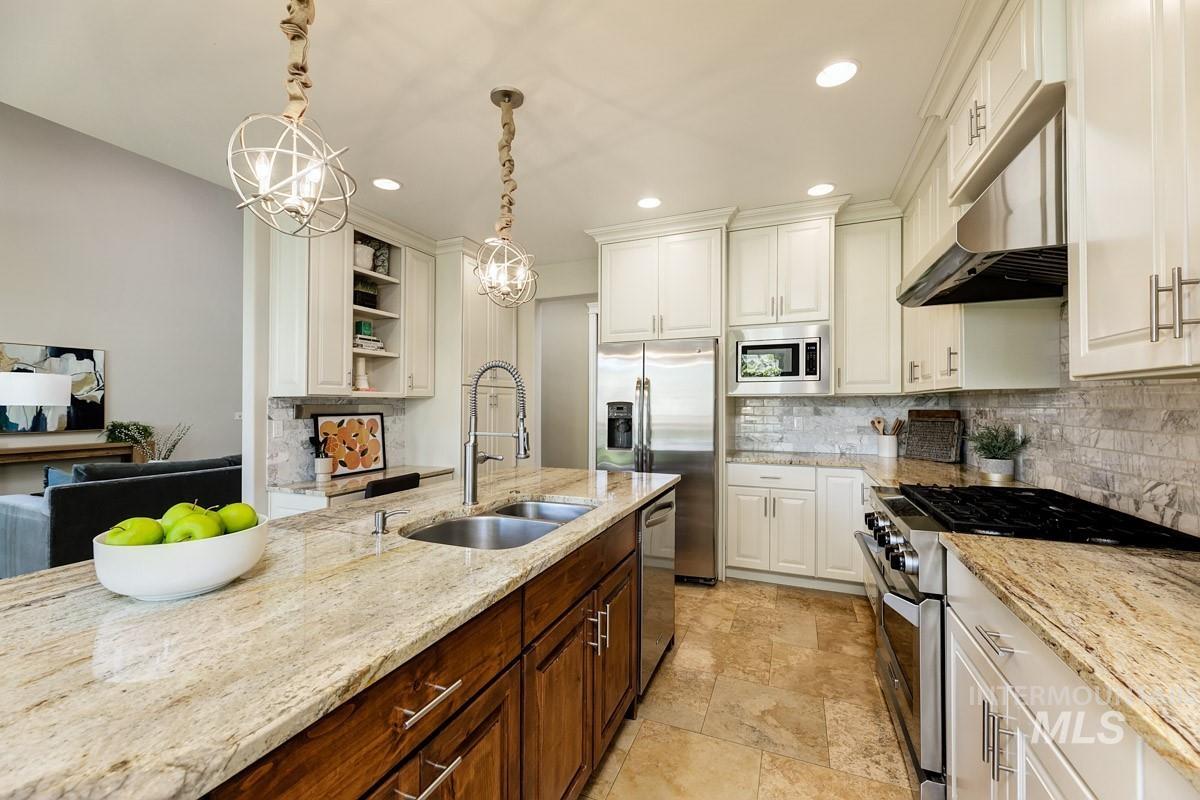4212 W Pine Meadows Drive, Eagle, Idaho 83616, 5 Bedrooms, 4 Bathrooms, Residential For Sale, Price $1,195,000, 98984430