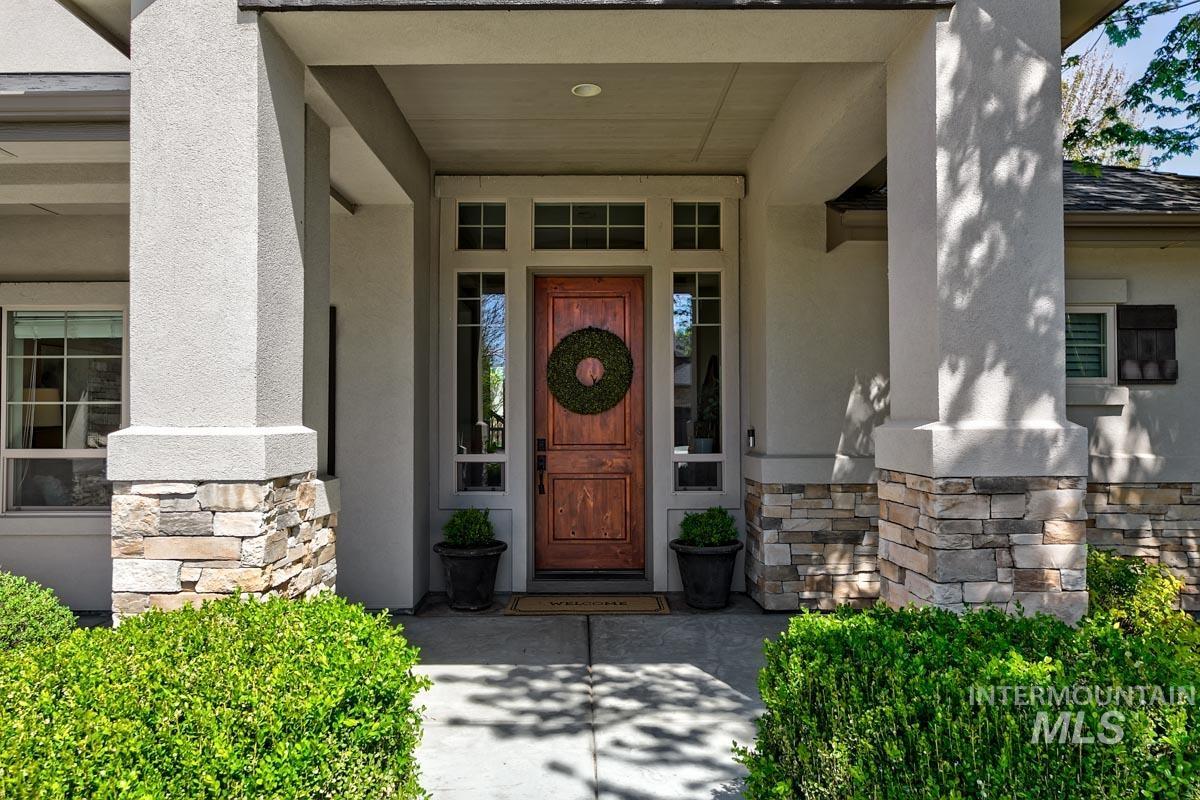 4212 W Pine Meadows Drive, Eagle, Idaho 83616, 5 Bedrooms, 4 Bathrooms, Residential For Sale, Price $1,195,000, 98984430