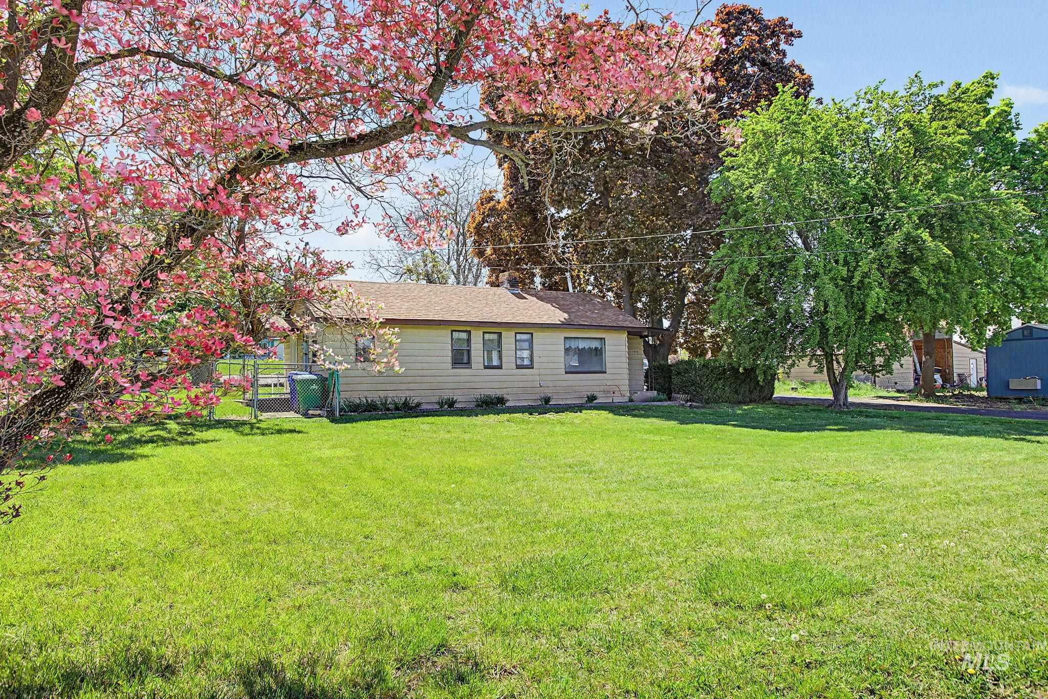 1534 Grelle Ave., Lewiston, Idaho 83501, 2 Bedrooms, 1 Bathroom, Residential For Sale, Price $264,000, 98984431