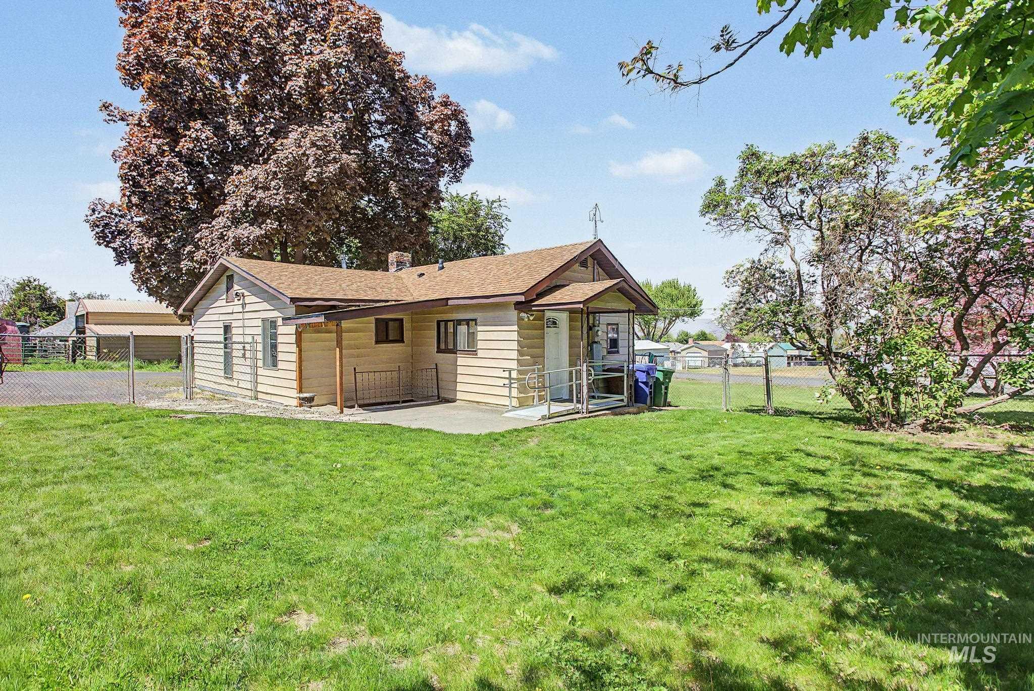 1534 Grelle Ave., Lewiston, Idaho 83501, 2 Bedrooms, 1 Bathroom, Residential For Sale, Price $264,000, 98984431
