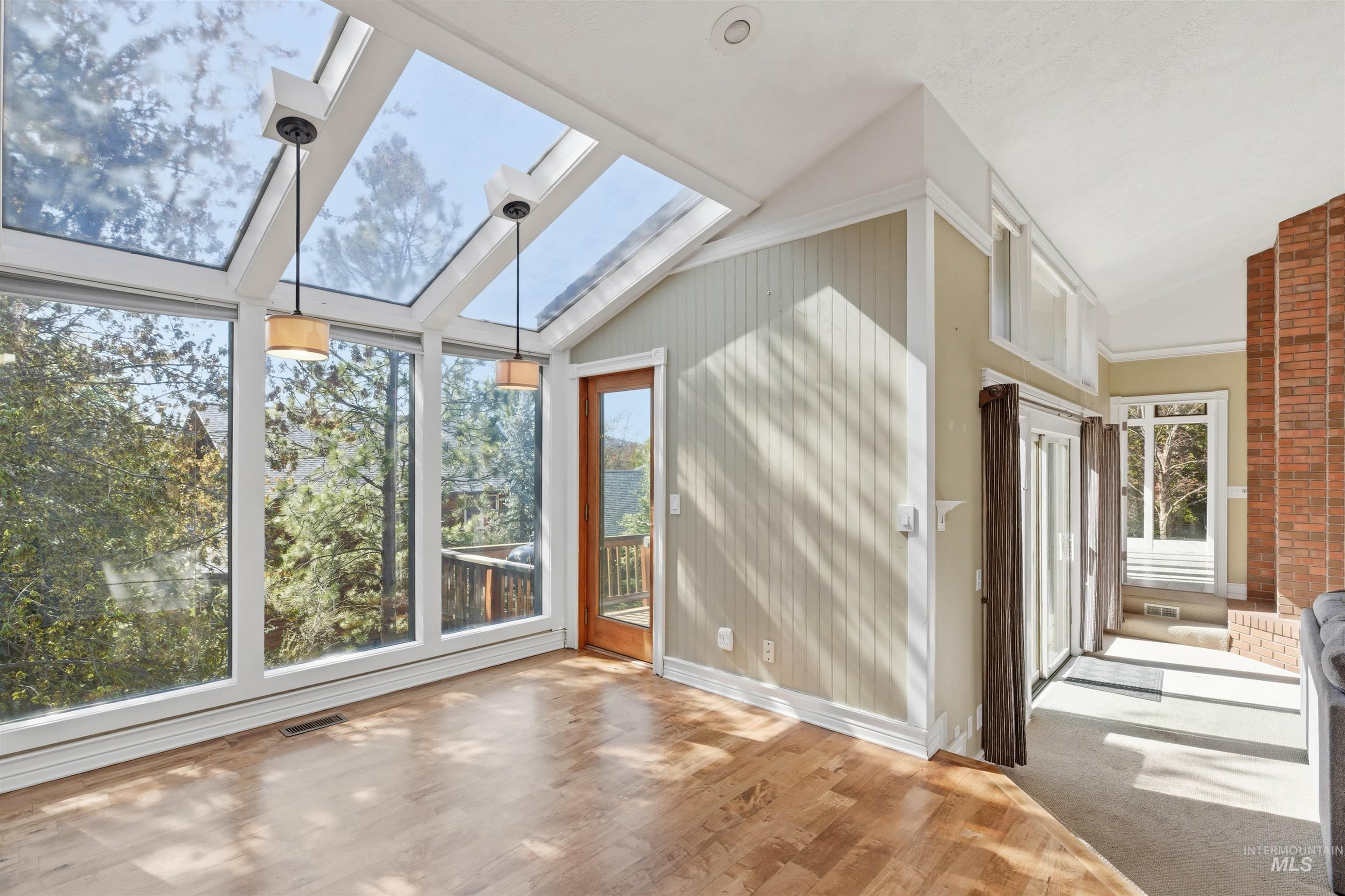 1540 Pine Cone Rd, Moscow, Idaho 83843, 5 Bedrooms, 4 Bathrooms, Residential For Sale, Price $735,000, 98984434