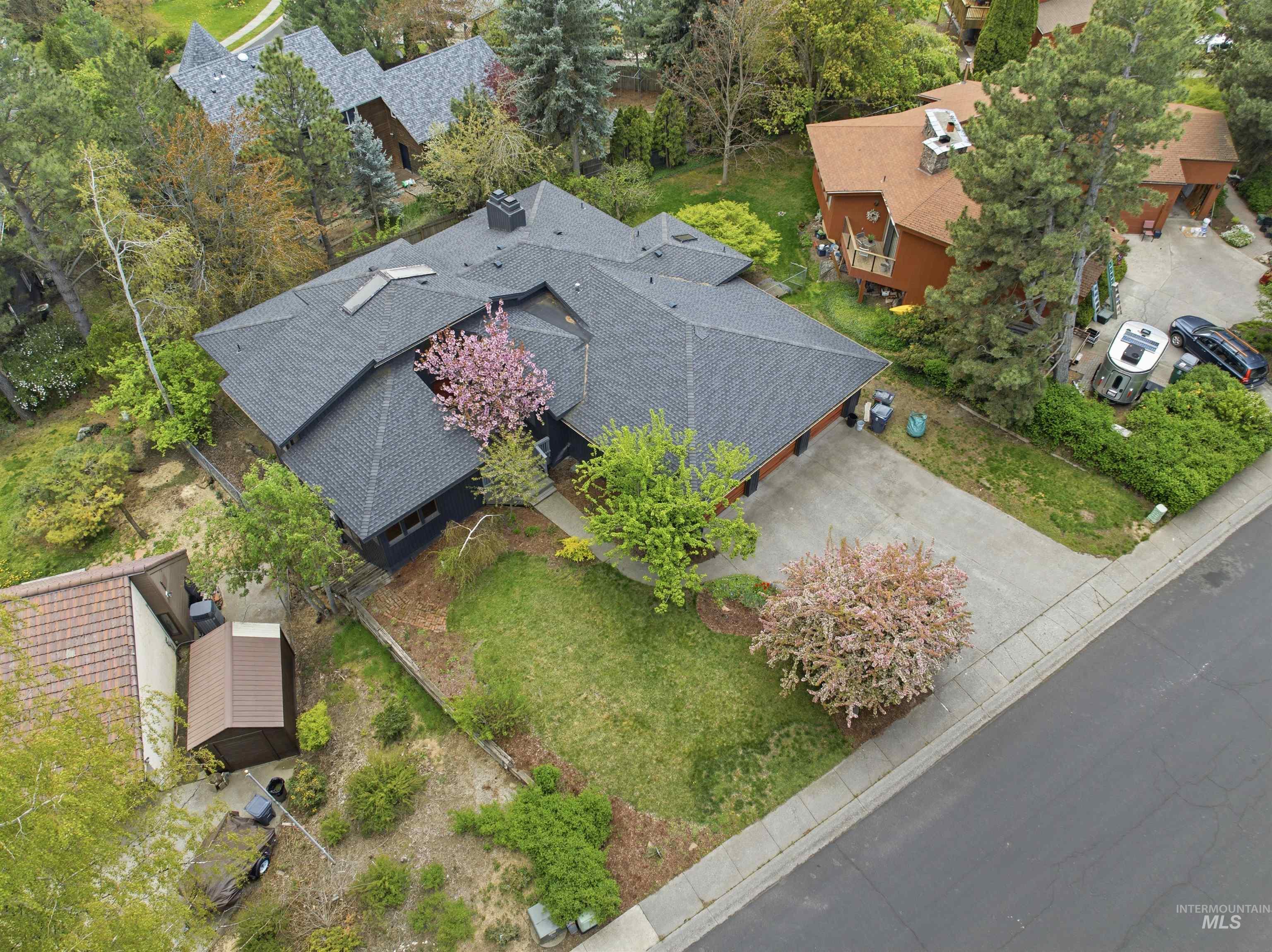 1540 Pine Cone Rd, Moscow, Idaho 83843, 5 Bedrooms, 4 Bathrooms, Residential For Sale, Price $735,000, 98984434