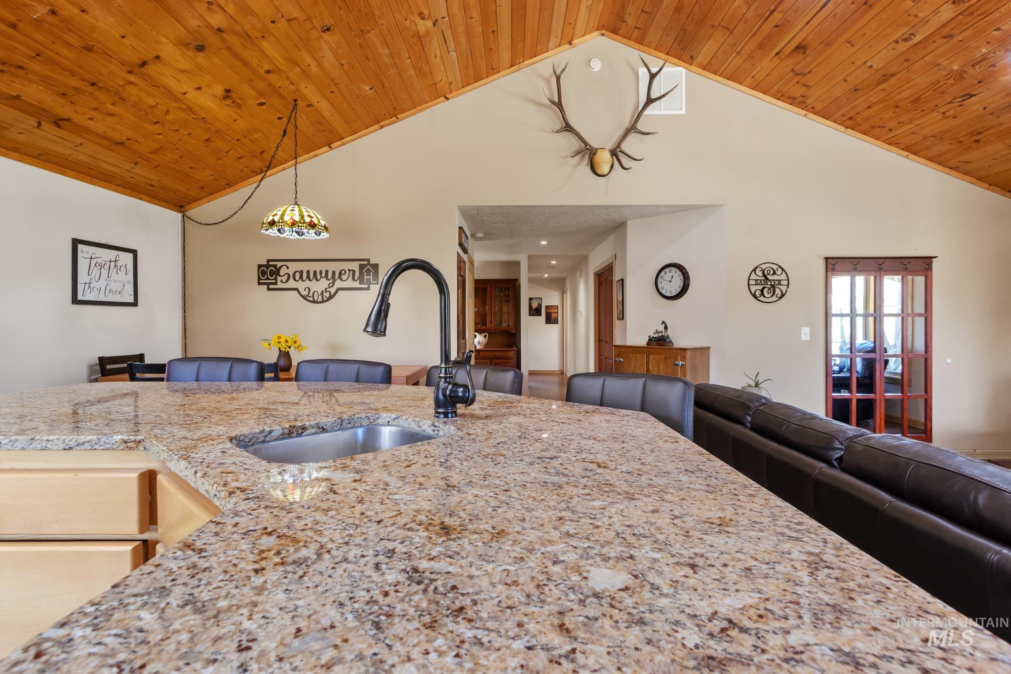 34 Wilderness Way, Boise, Idaho 83716, 3 Bedrooms, 3 Bathrooms, Residential For Sale, Price $635,000, 98984435