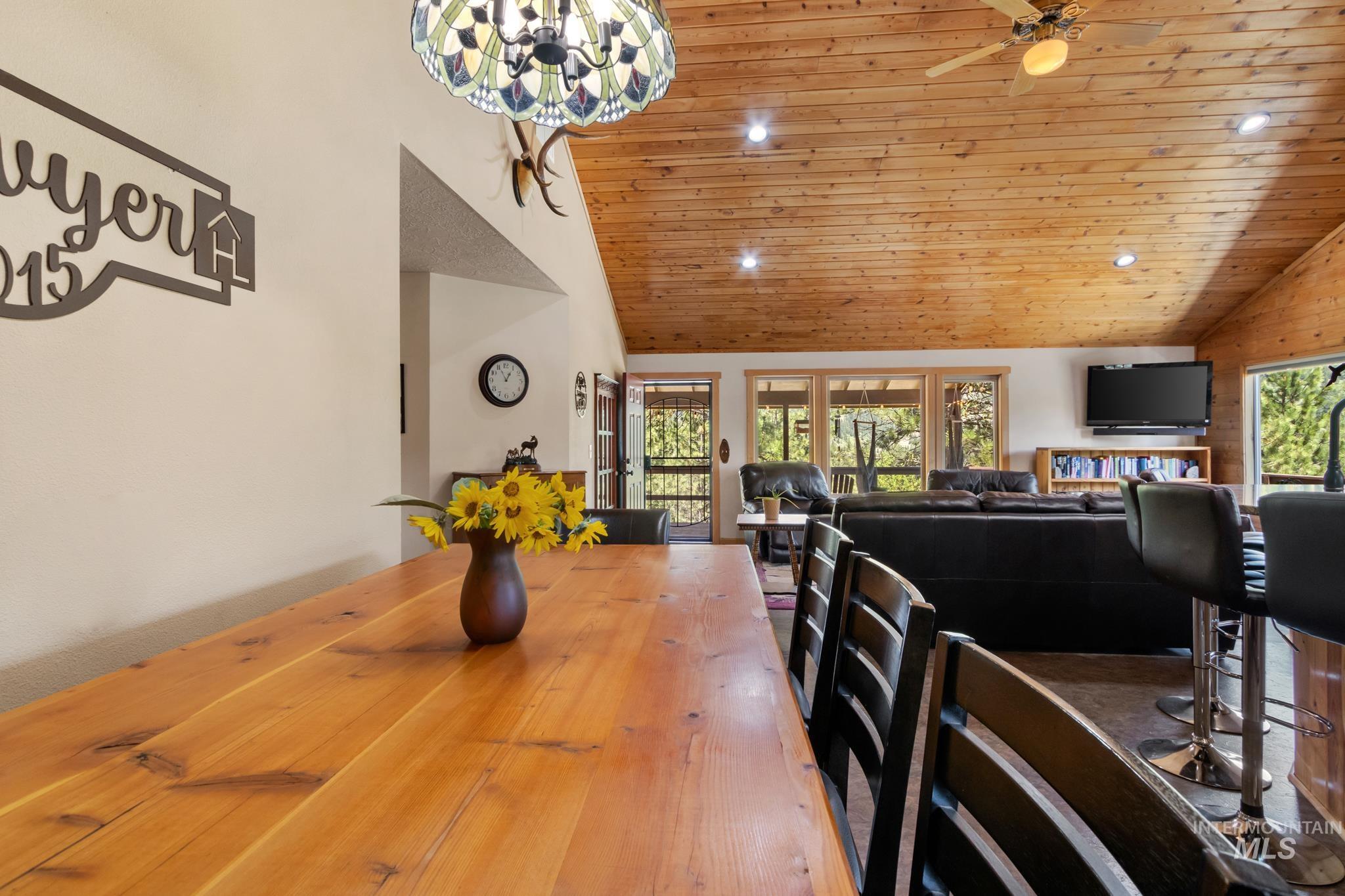34 Wilderness Way, Boise, Idaho 83716, 3 Bedrooms, 3 Bathrooms, Residential For Sale, Price $635,000, 98984435