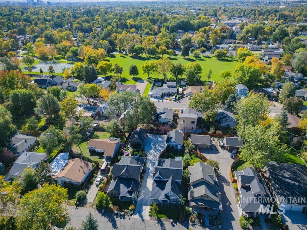 3407 W Bellomy Ln, Boise, Idaho 83703, 3 Bedrooms, 2.5 Bathrooms, Residential For Sale, Price $899,900,MLS 98984442