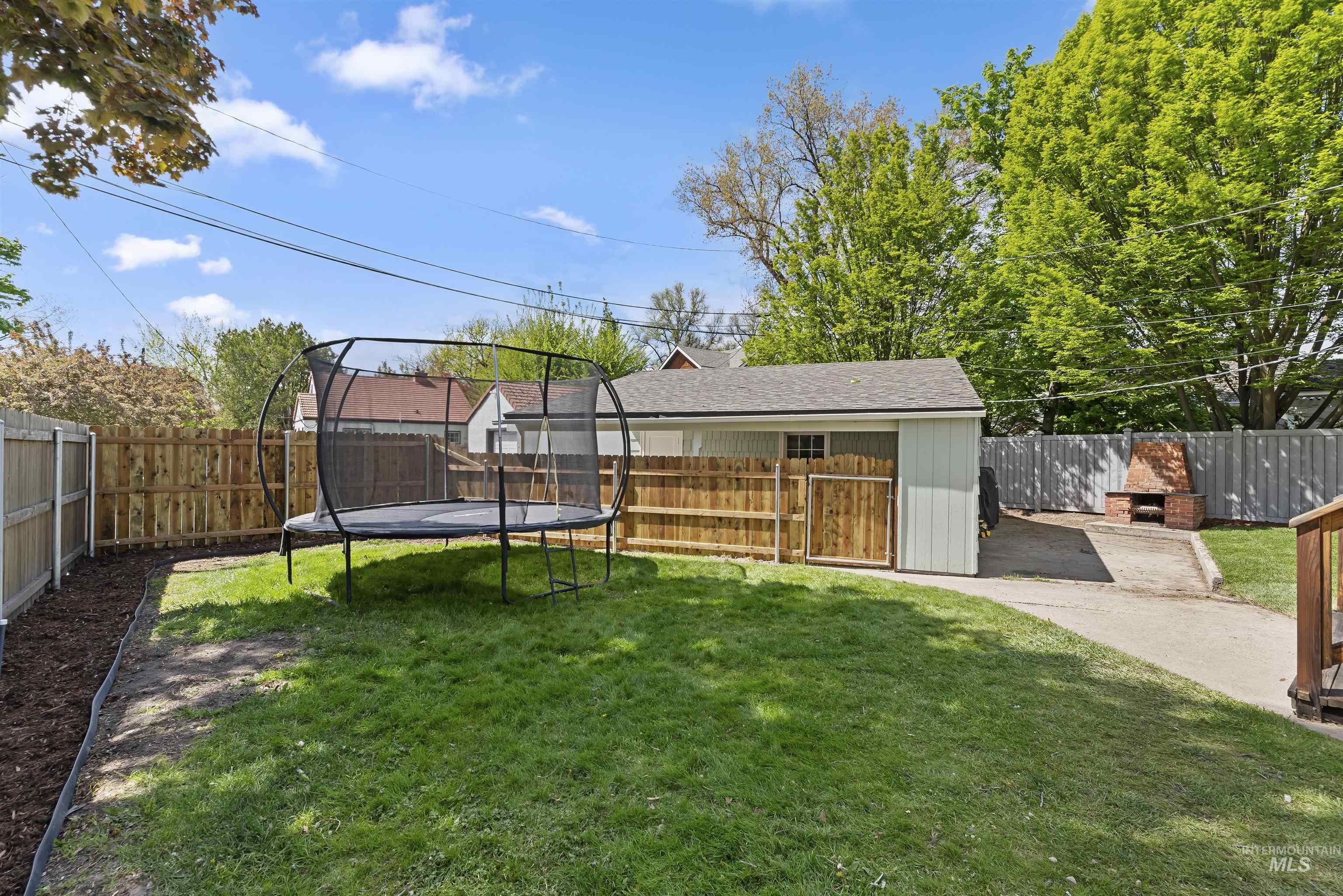 701 N 19th St, Boise, Idaho 83702, 5 Bedrooms, 3 Bathrooms, Residential For Sale, Price $1,475,000, 98984445
