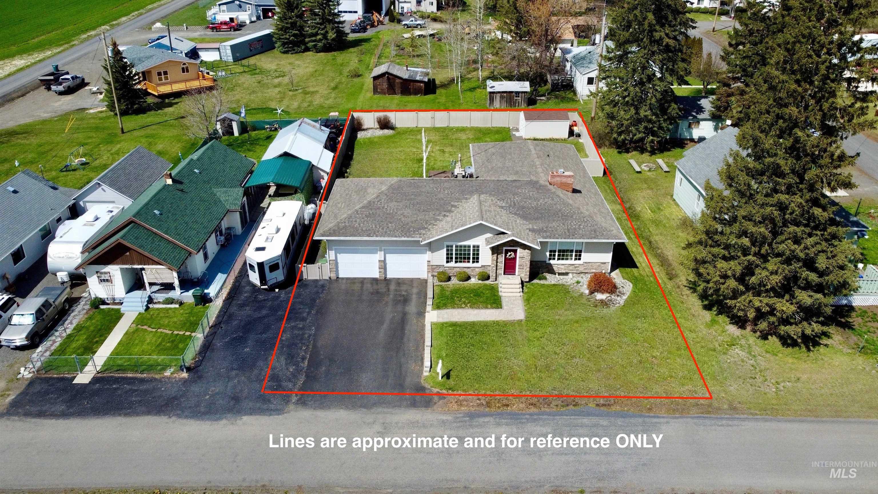 404 Halliday St, Craigmont, Idaho 83523, 3 Bedrooms, 2 Bathrooms, Residential For Sale, Price $399,900, 98984447
