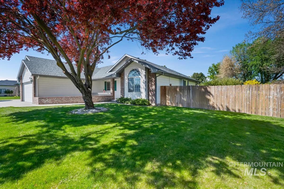 2501 S Meyer St, Nampa, Idaho 83686, 3 Bedrooms, 2 Bathrooms, Residential For Sale, Price $499,950, 98984451