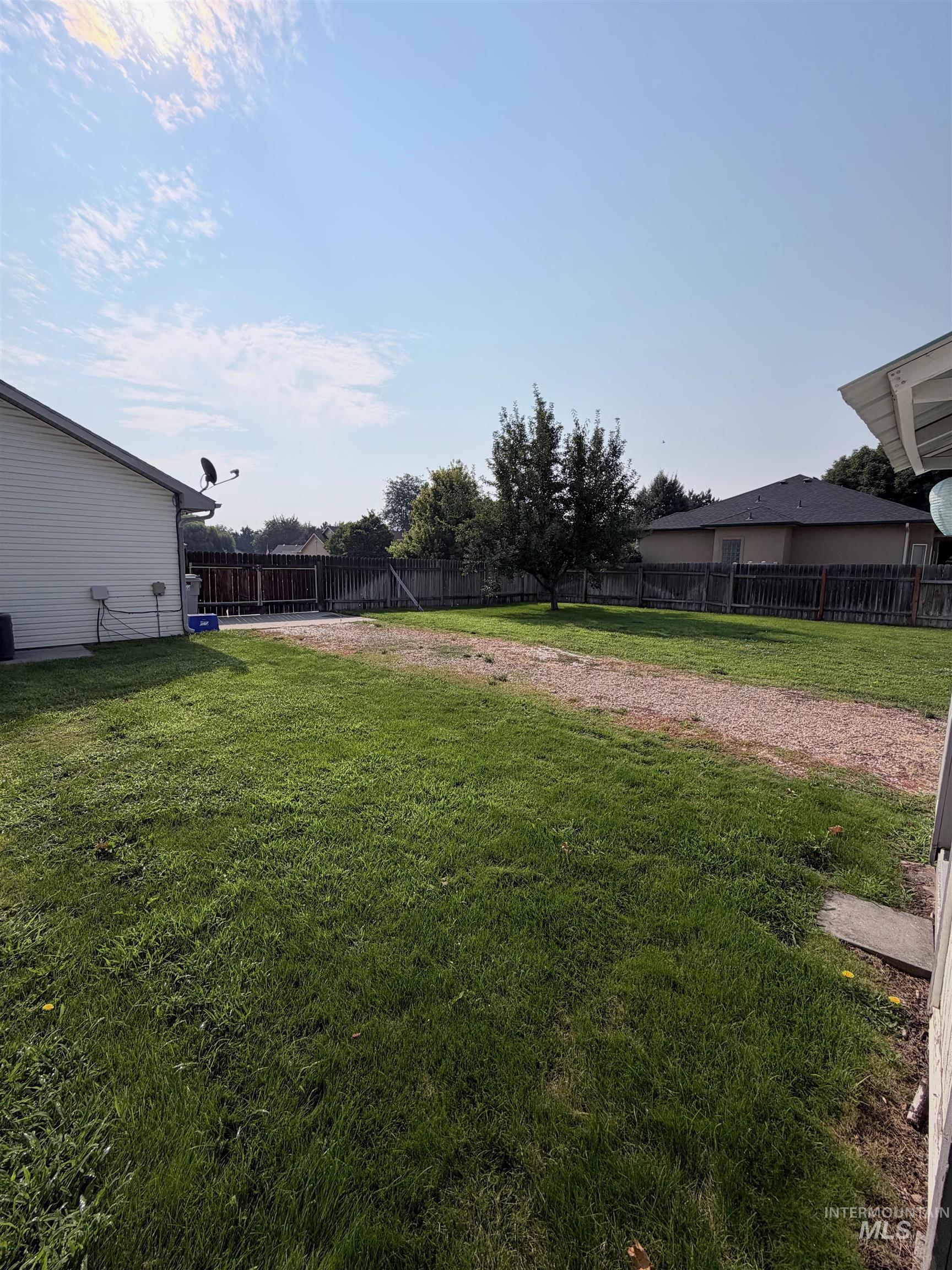 2501 S Meyer St, Nampa, Idaho 83686, 3 Bedrooms, 2 Bathrooms, Residential For Sale, Price $499,950, 98984451