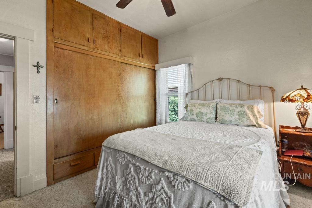 611 N Washington Avenue, Emmett, Idaho 83646, 2 Bedrooms, 1 Bathroom, Residential For Sale, Price $340,000, 98984453