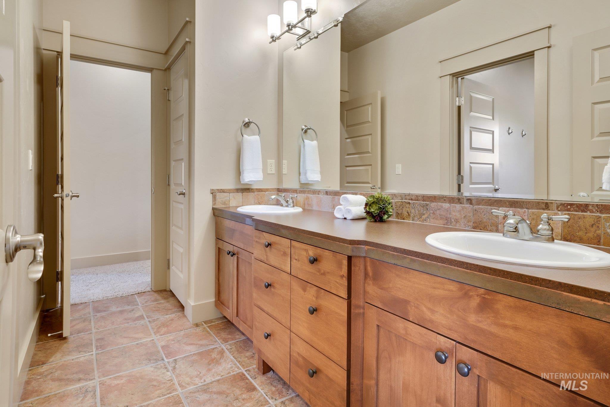 6558 E Escarpment Ct., Boise, Idaho 83716, 5 Bedrooms, 4 Bathrooms, Residential For Sale, Price $1,450,000, 98984454