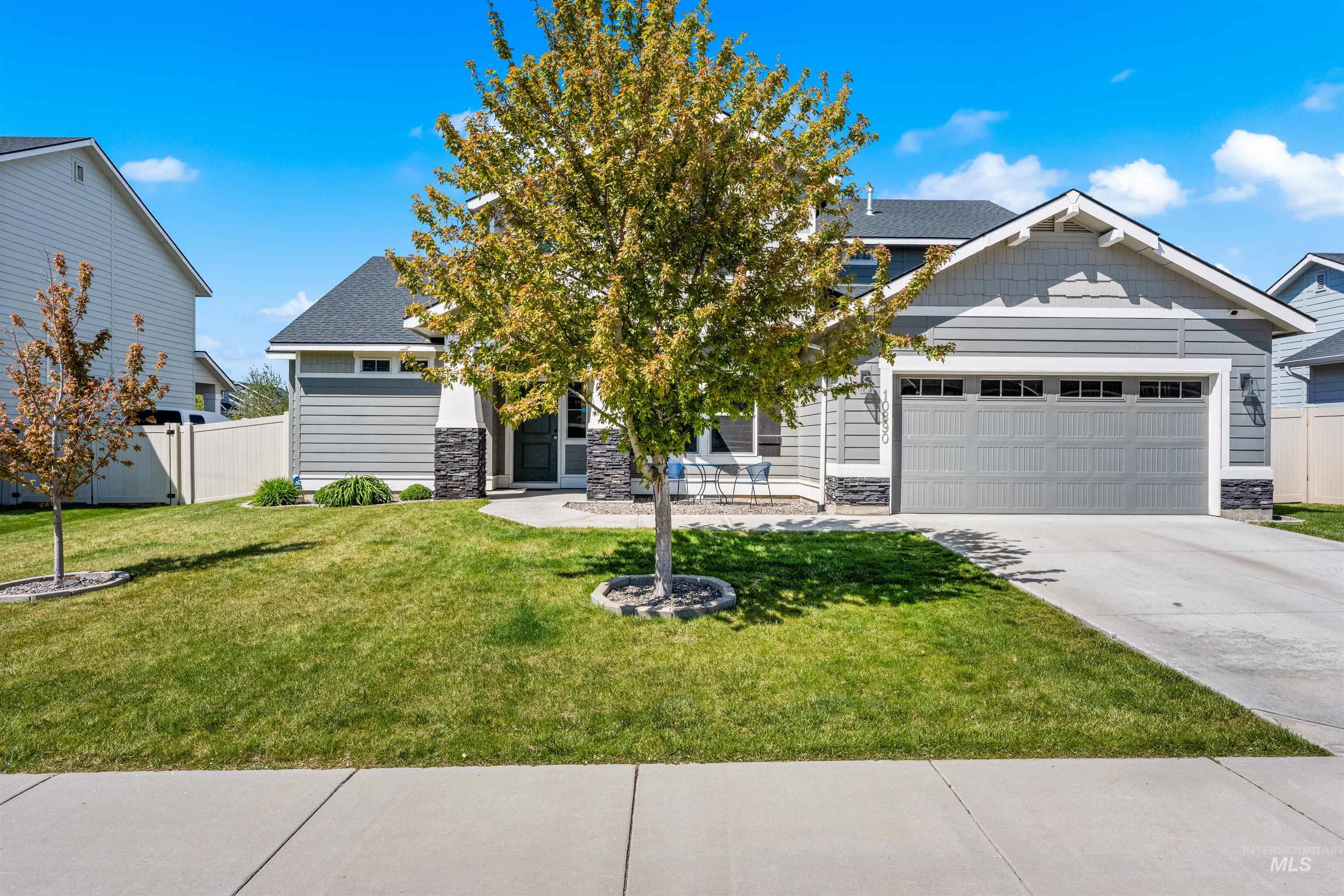 10890 W Sharpthorn, Boise, Idaho 83709, 5 Bedrooms, 2.5 Bathrooms, Residential For Sale, Price $540,000, 98984456