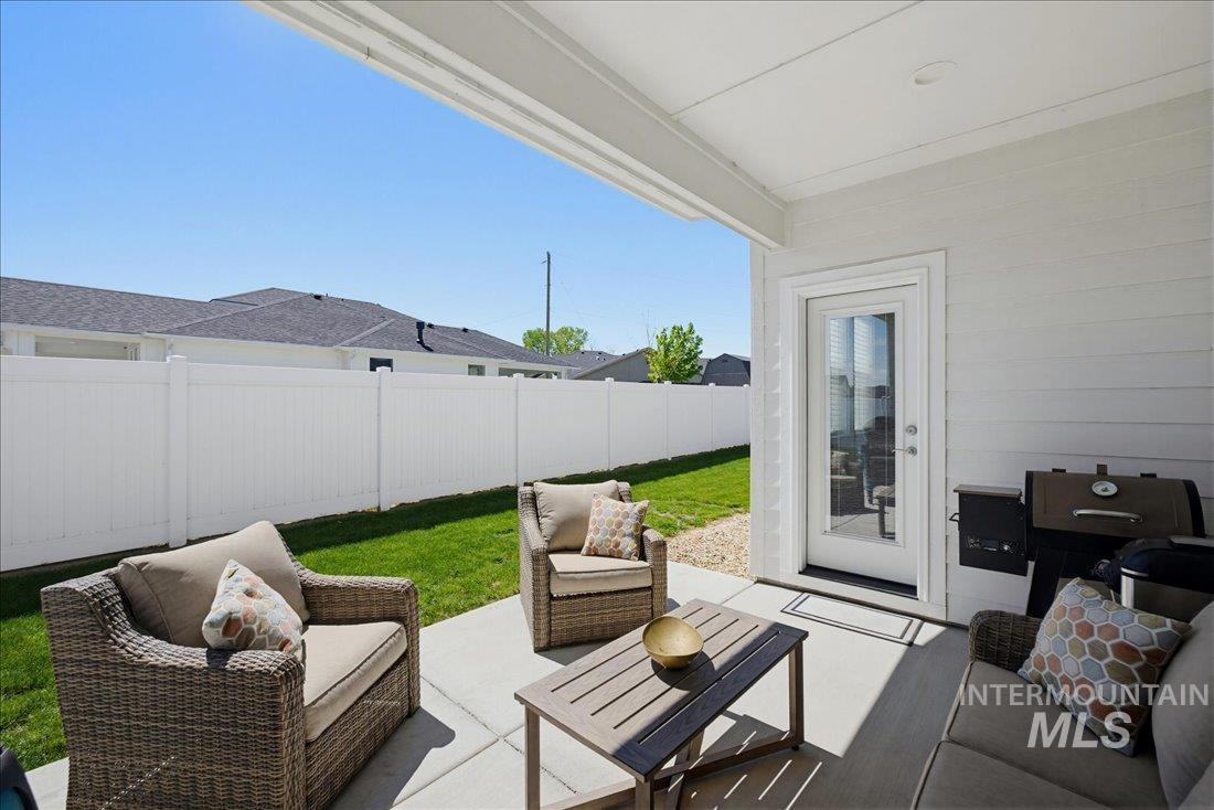 4331 Whistling Heights Way, Nampa, Idaho 83687, 4 Bedrooms, 2.5 Bathrooms, Residential For Sale, Price $589,000, 98984458