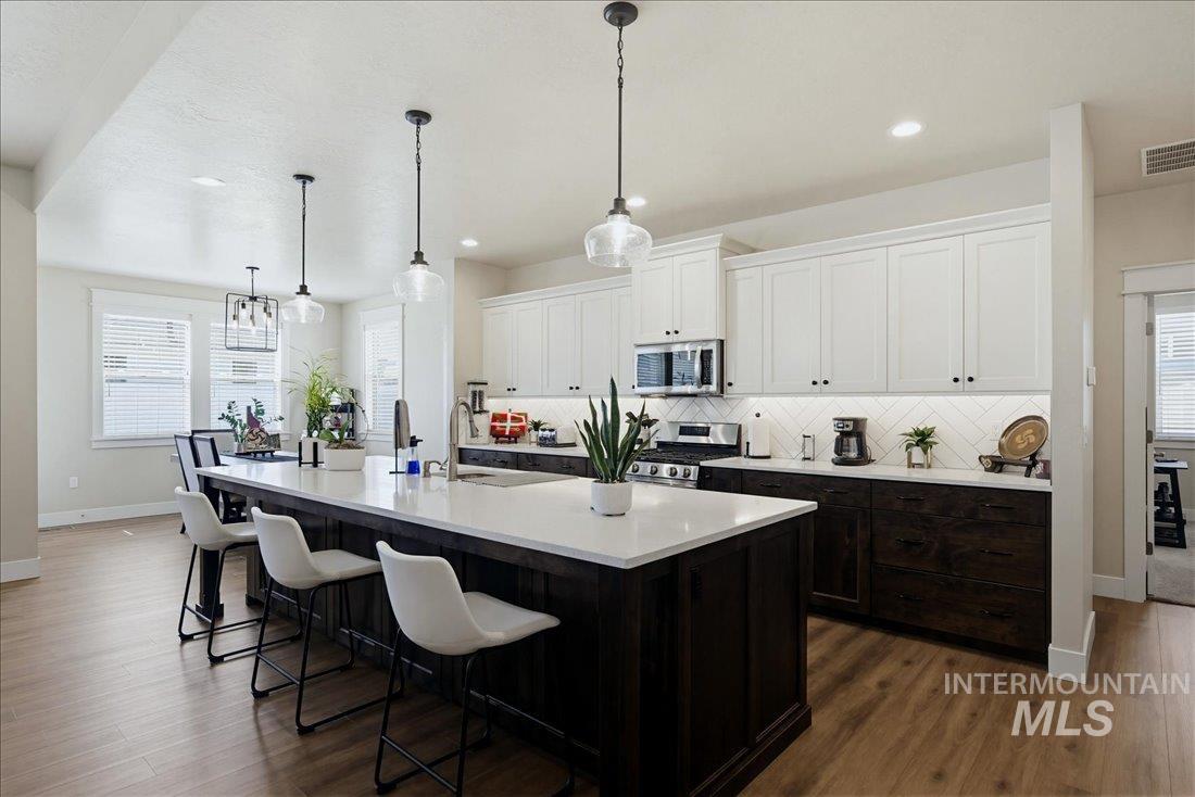 4331 Whistling Heights Way, Nampa, Idaho 83687, 4 Bedrooms, 2.5 Bathrooms, Residential For Sale, Price $589,000, 98984458