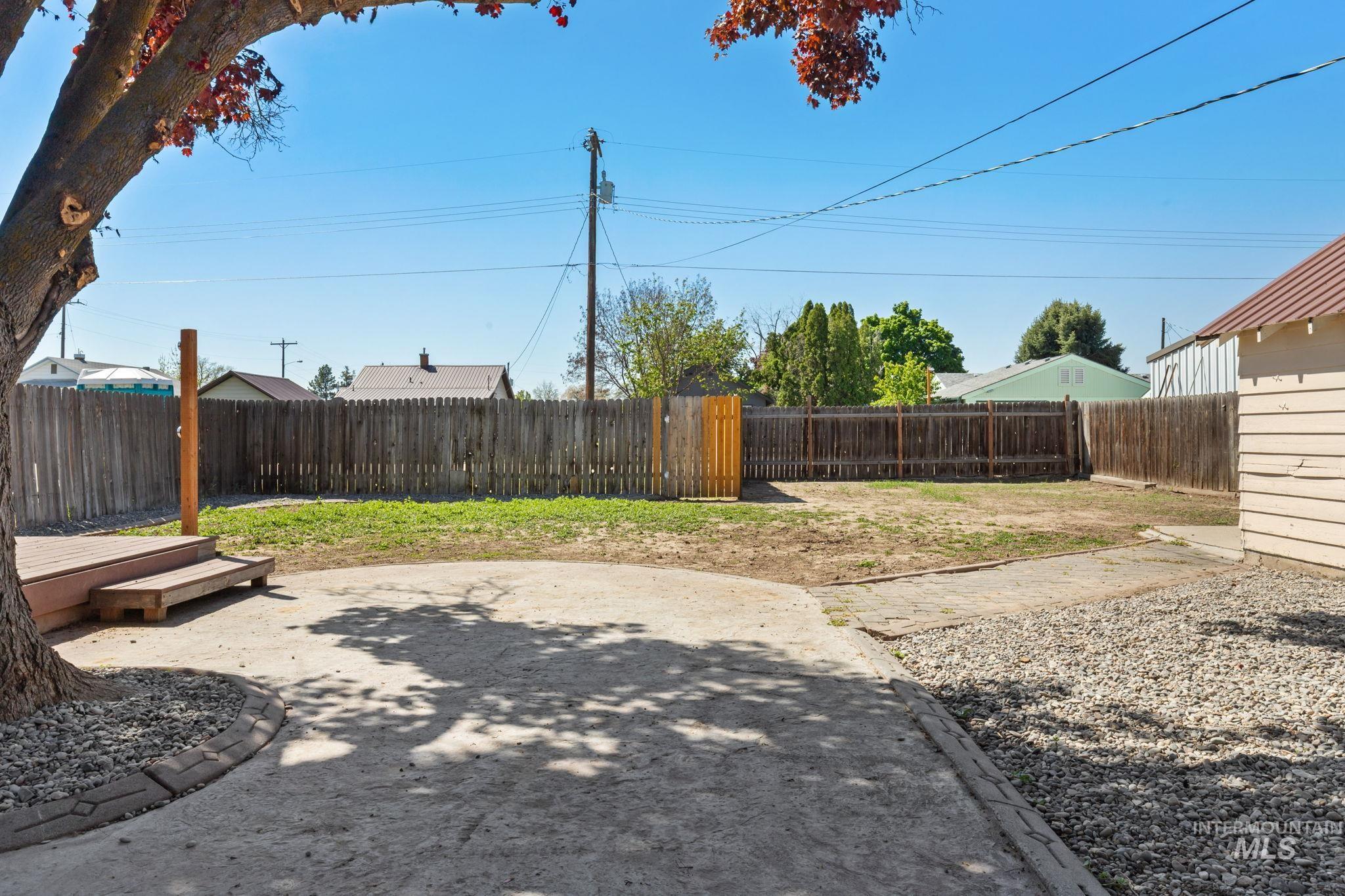 410 W 1st, Fruitland, Idaho 83619, 2 Bedrooms, 1 Bathroom, Residential For Sale, Price $339,000, 98984472