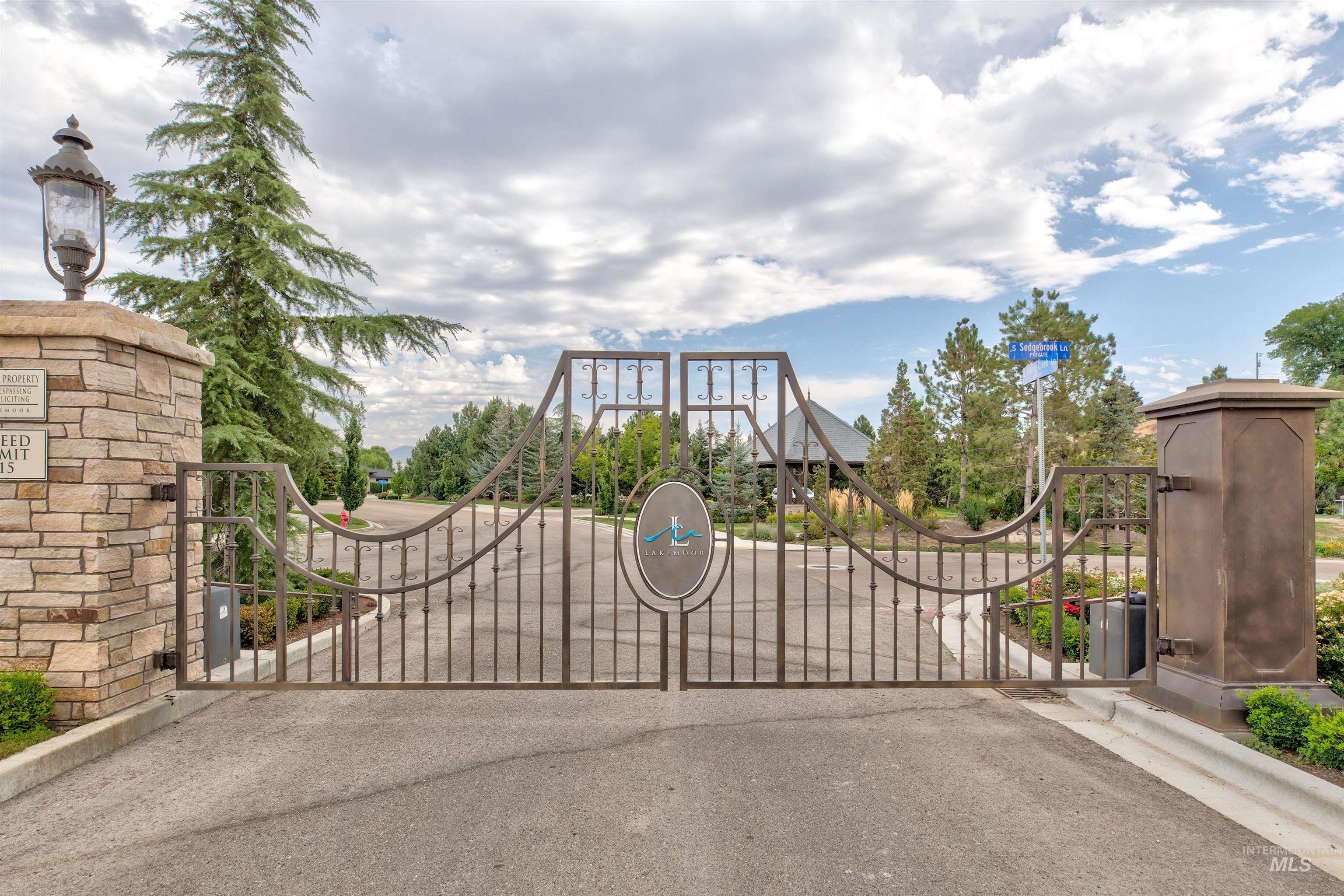 3263 S Sedgebrook Ln, Eagle, Idaho 83616, 3 Bedrooms, 2.5 Bathrooms, Residential For Sale, Price $699,900,MLS 98984474