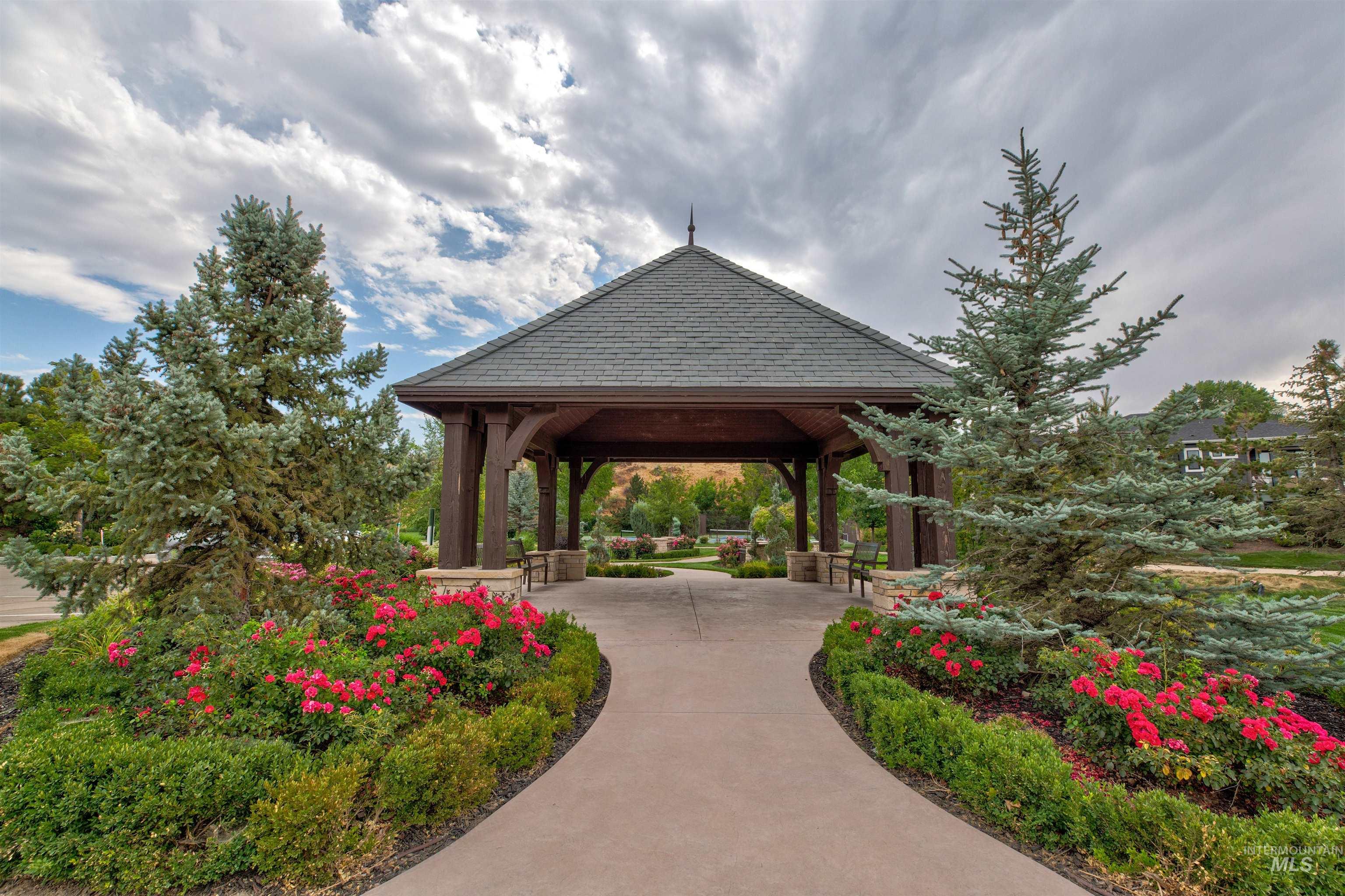 3263 S Sedgebrook Ln, Eagle, Idaho 83616, 3 Bedrooms, 2.5 Bathrooms, Residential For Sale, Price $699,900,MLS 98984474