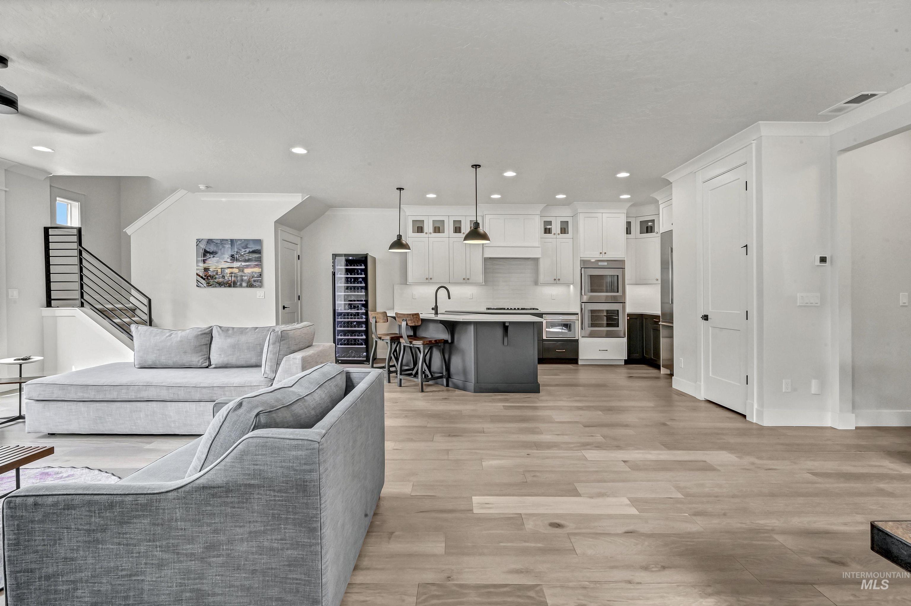 3263 S Sedgebrook Ln, Eagle, Idaho 83616, 3 Bedrooms, 2.5 Bathrooms, Residential For Sale, Price $699,900,MLS 98984474
